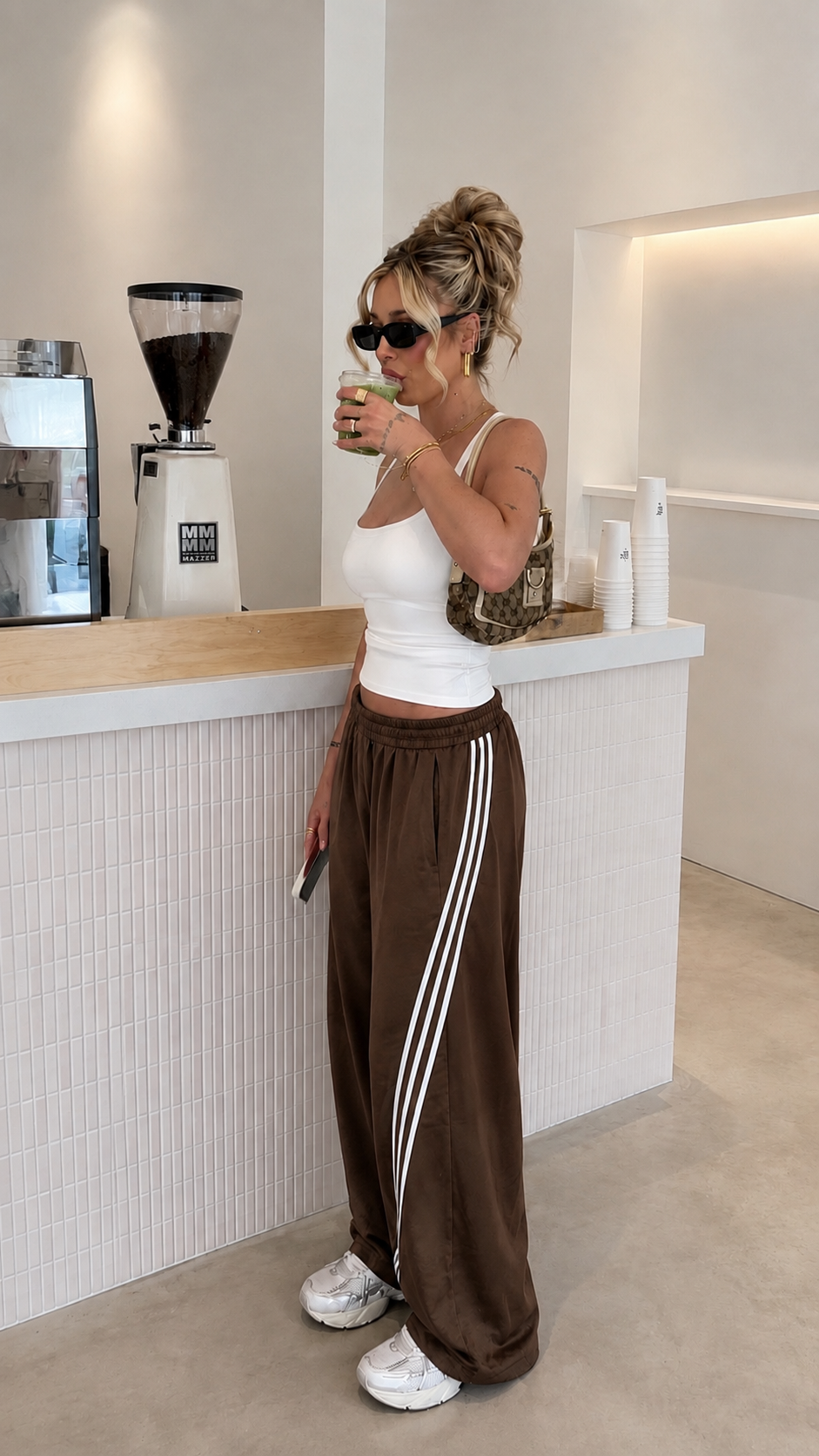 BYMAAIK pants brown