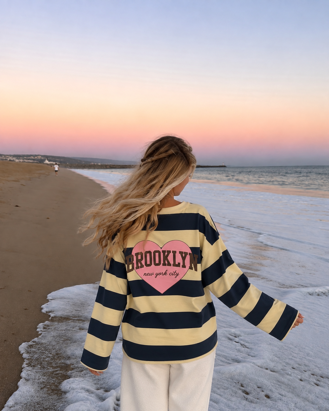 Brooklyn sweatshirt navy butter yellow