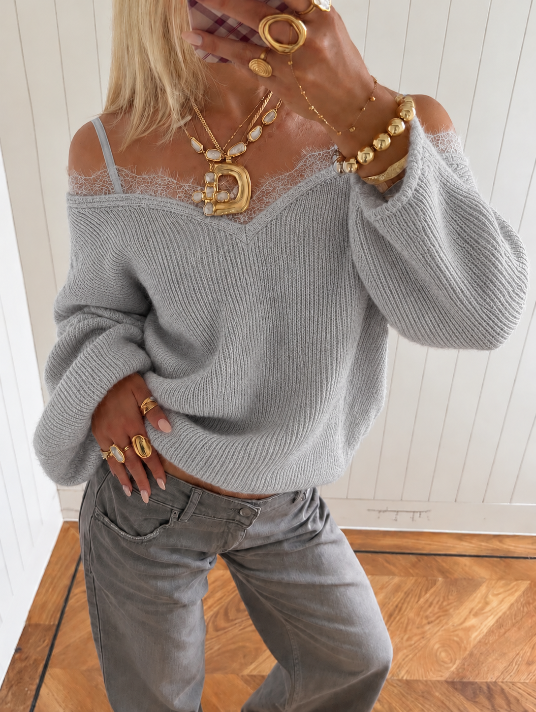 Lace sweater grey