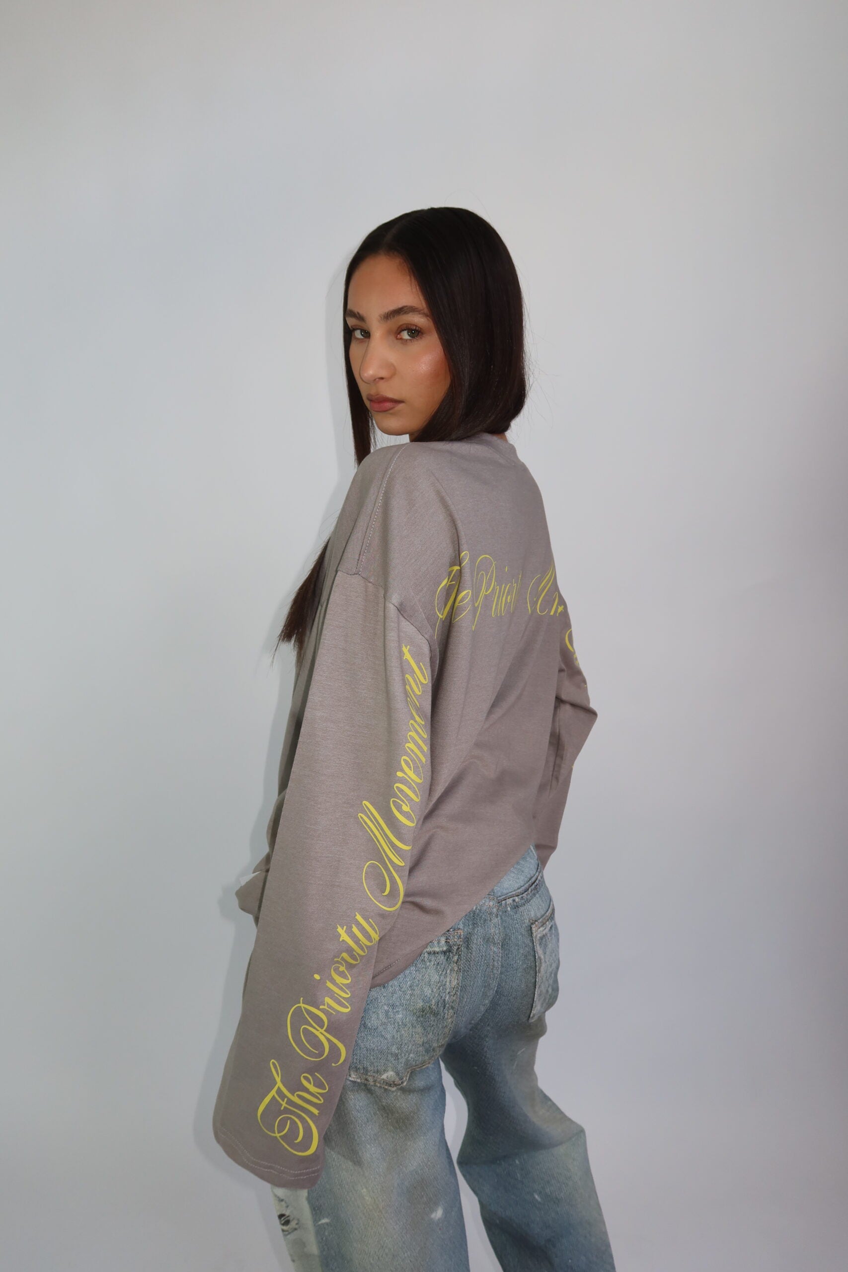 The priority movement longsleeve taupe
