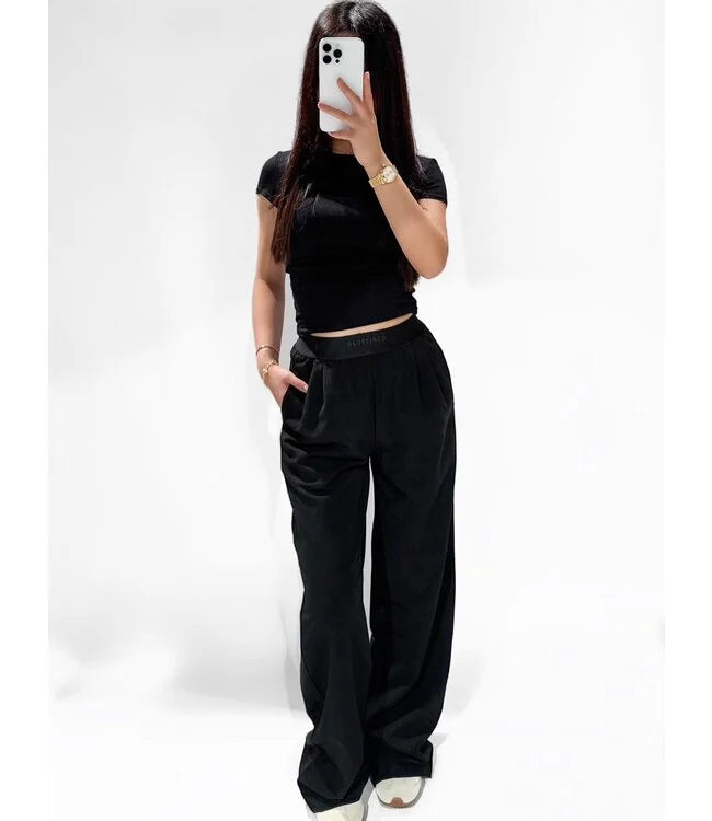 Redefined pants black