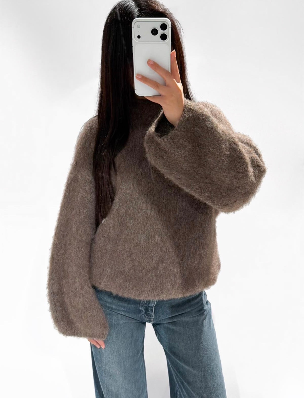 Molly Fluffy trui – Taupe
