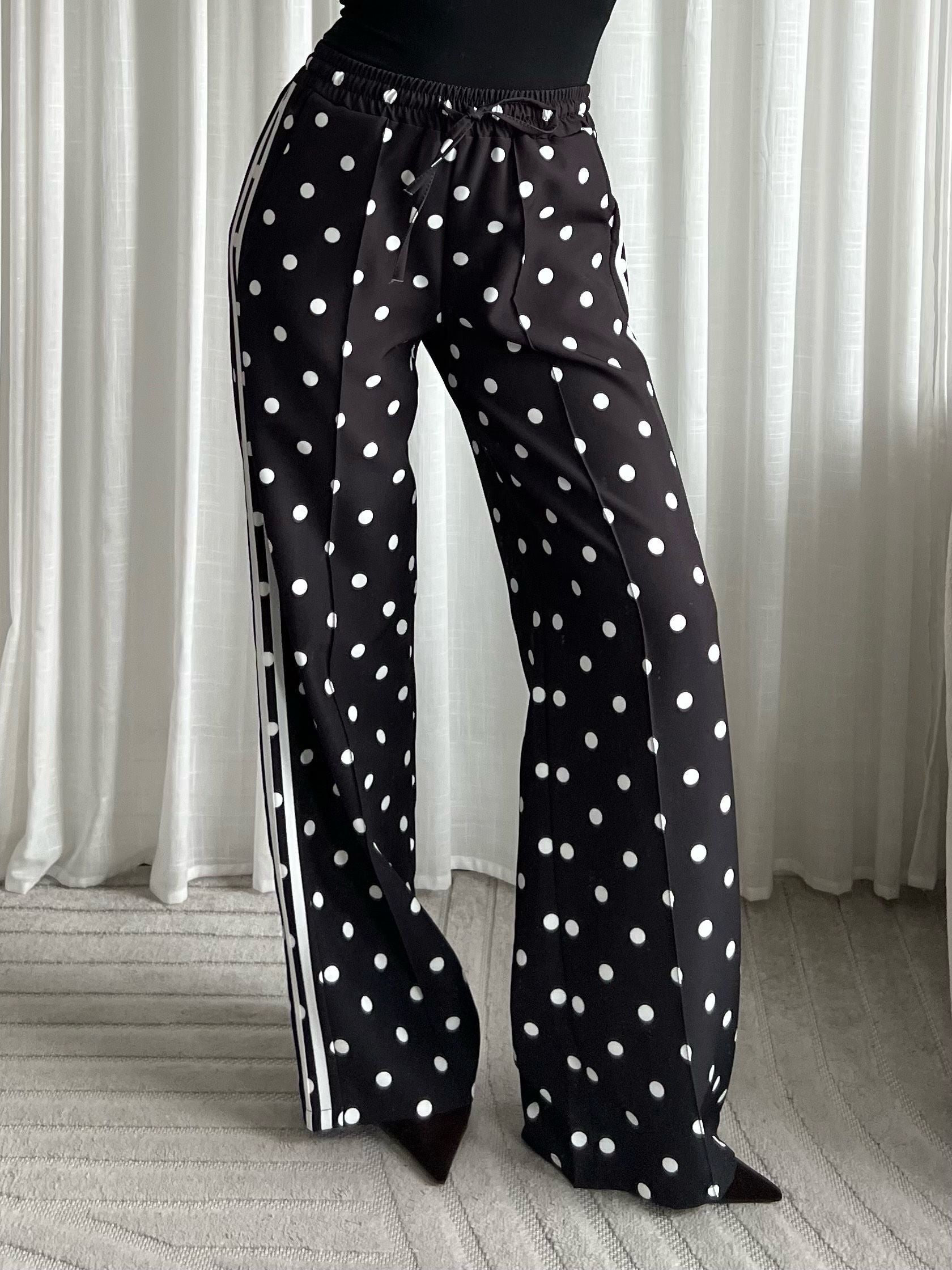 Limited polka dots pants black