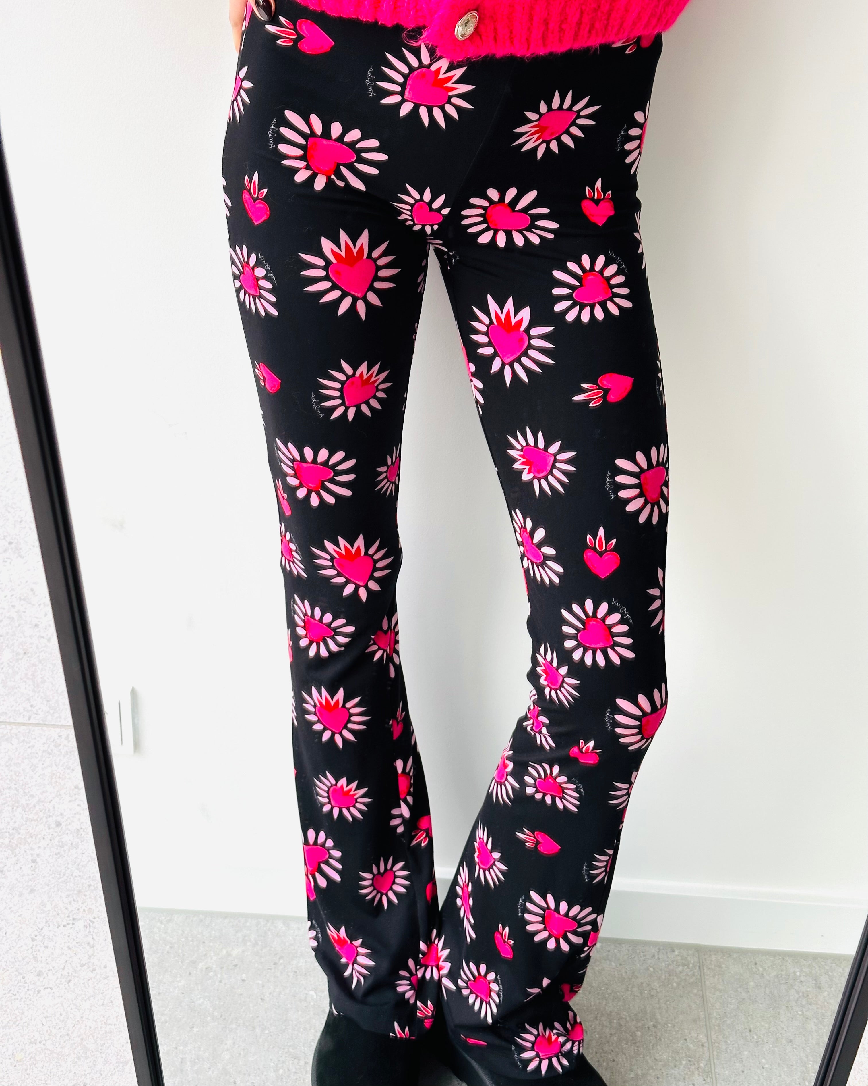 Heart flared pink