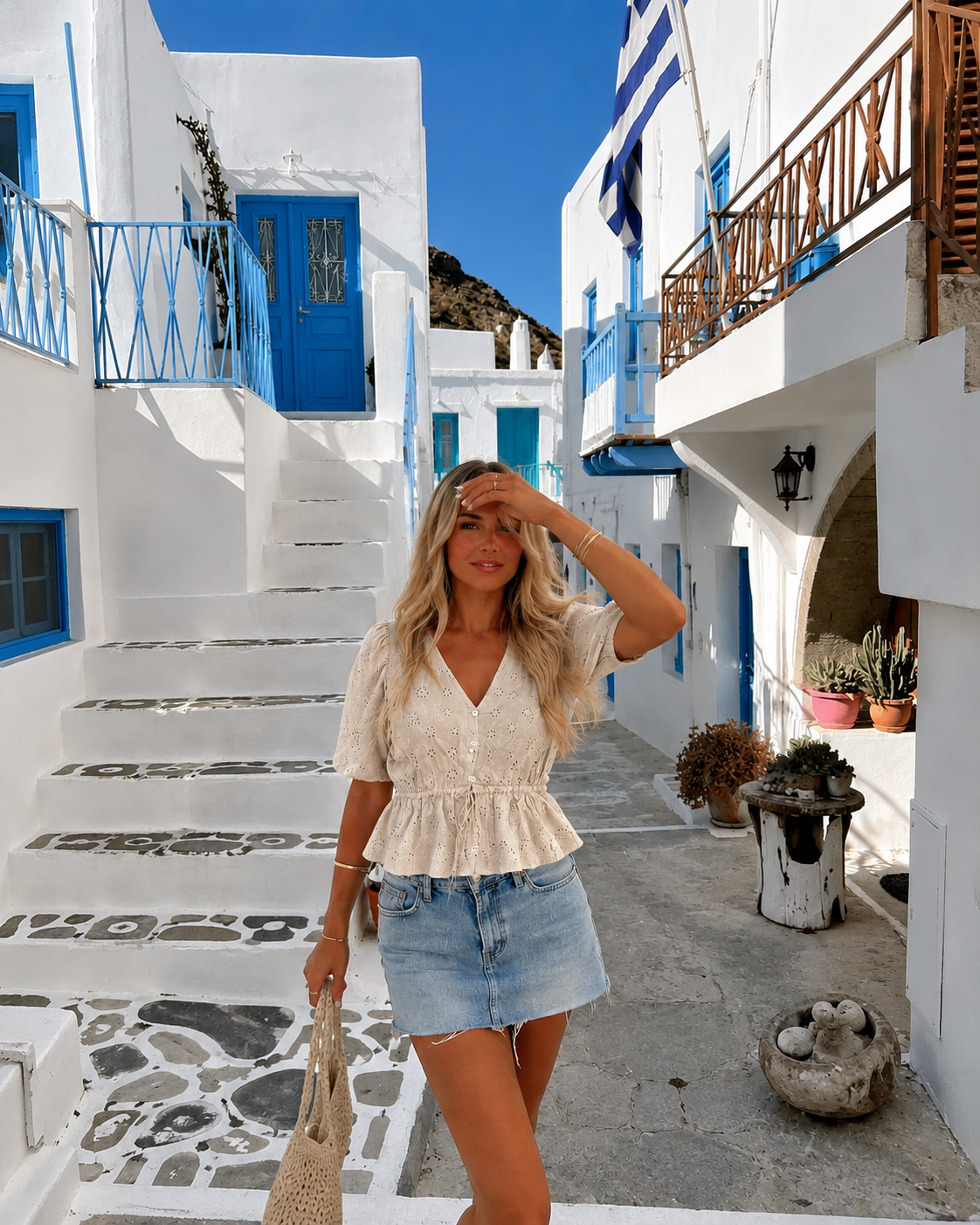 Broderie summer top beige