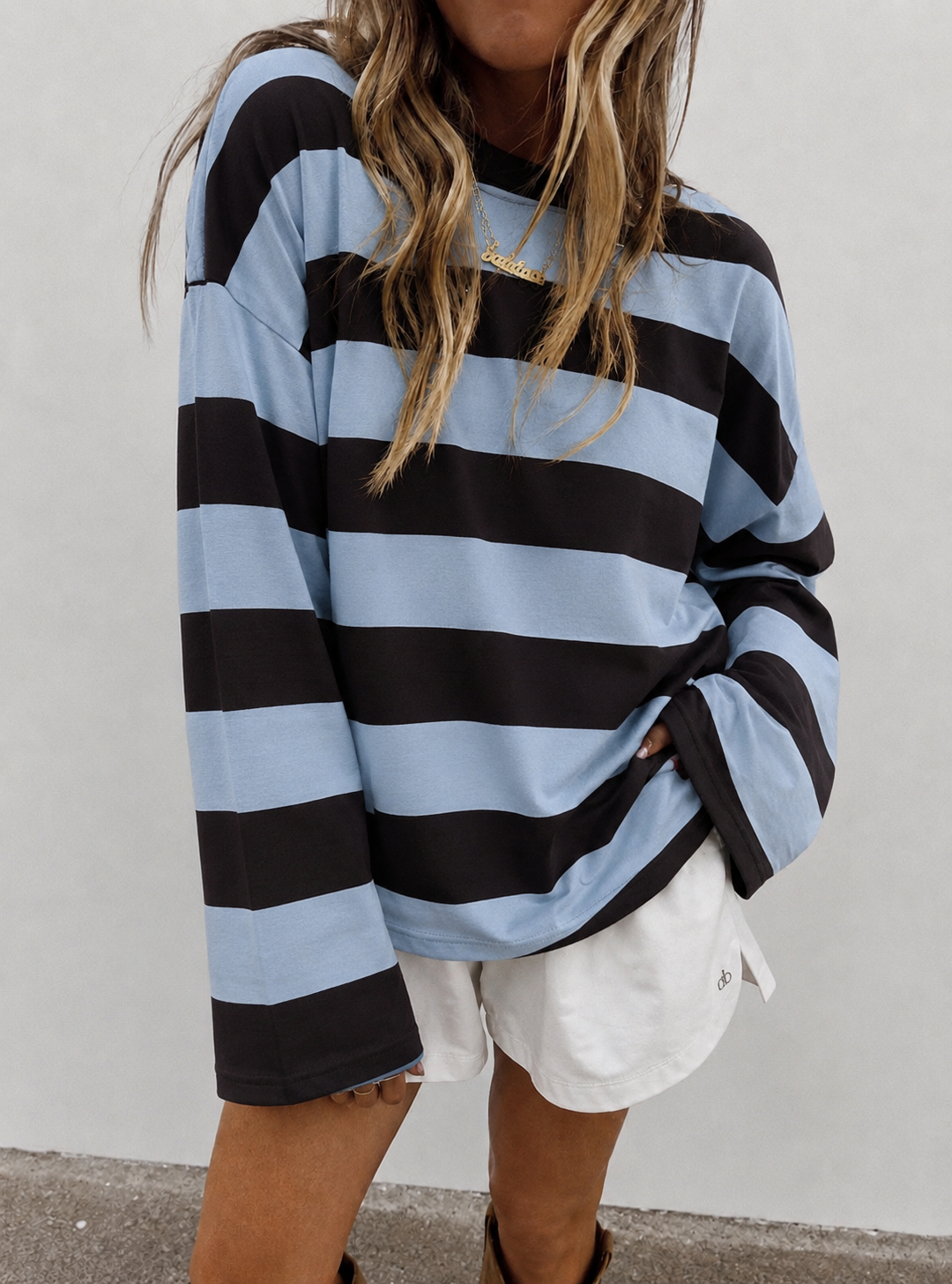 Striped sweatshirt blue brown