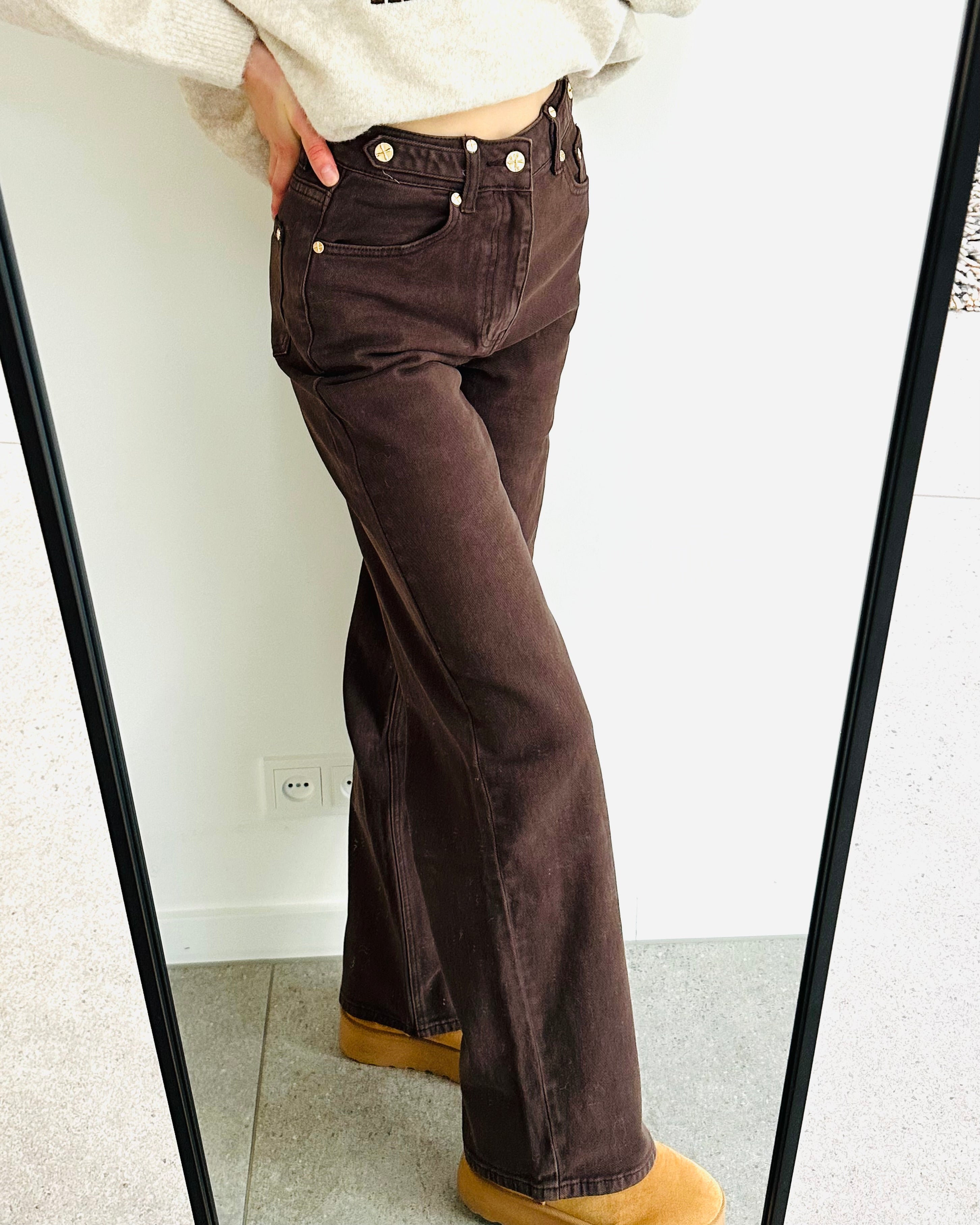 Straight leg jeans fall brown