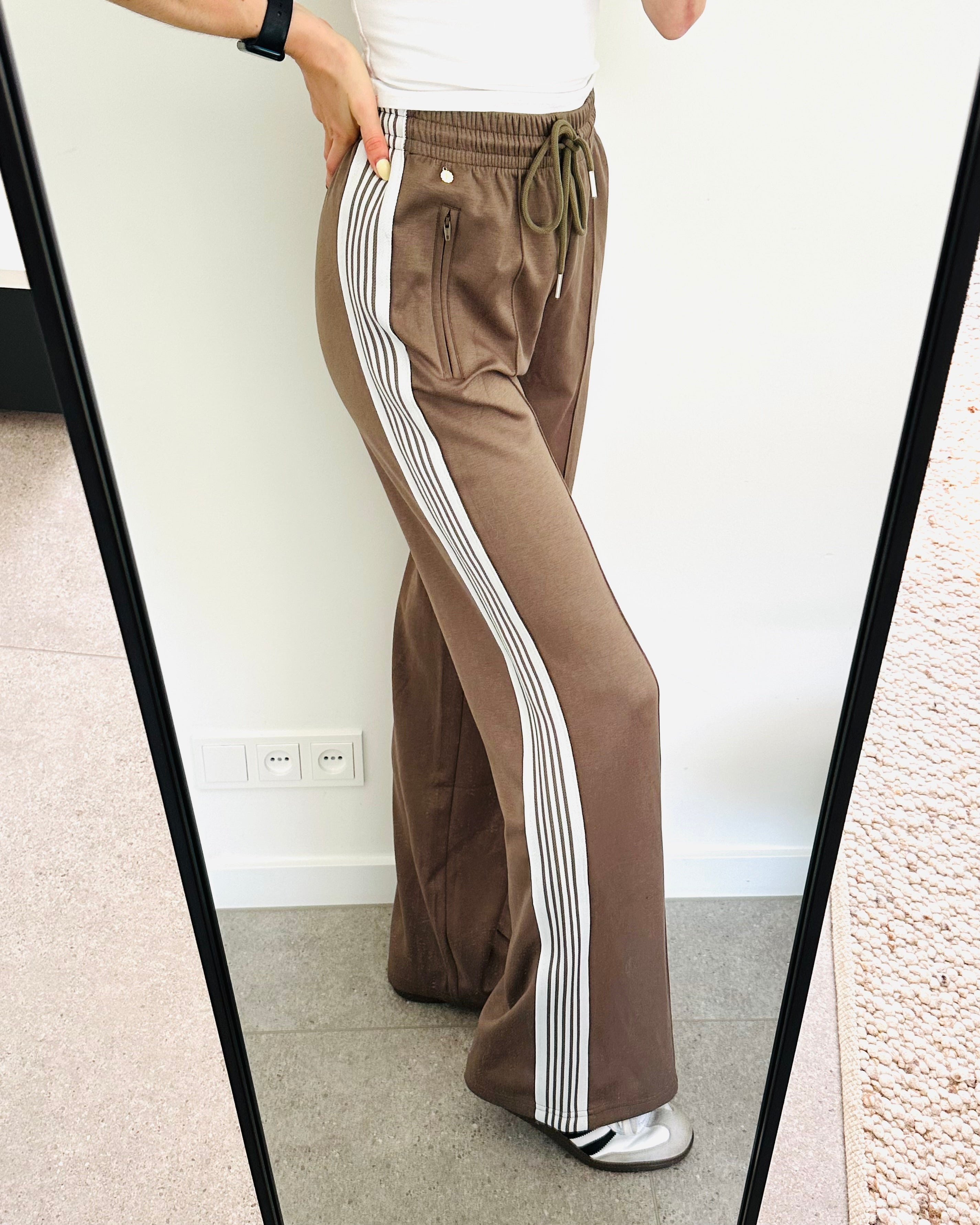 LIMITED striped pants brown