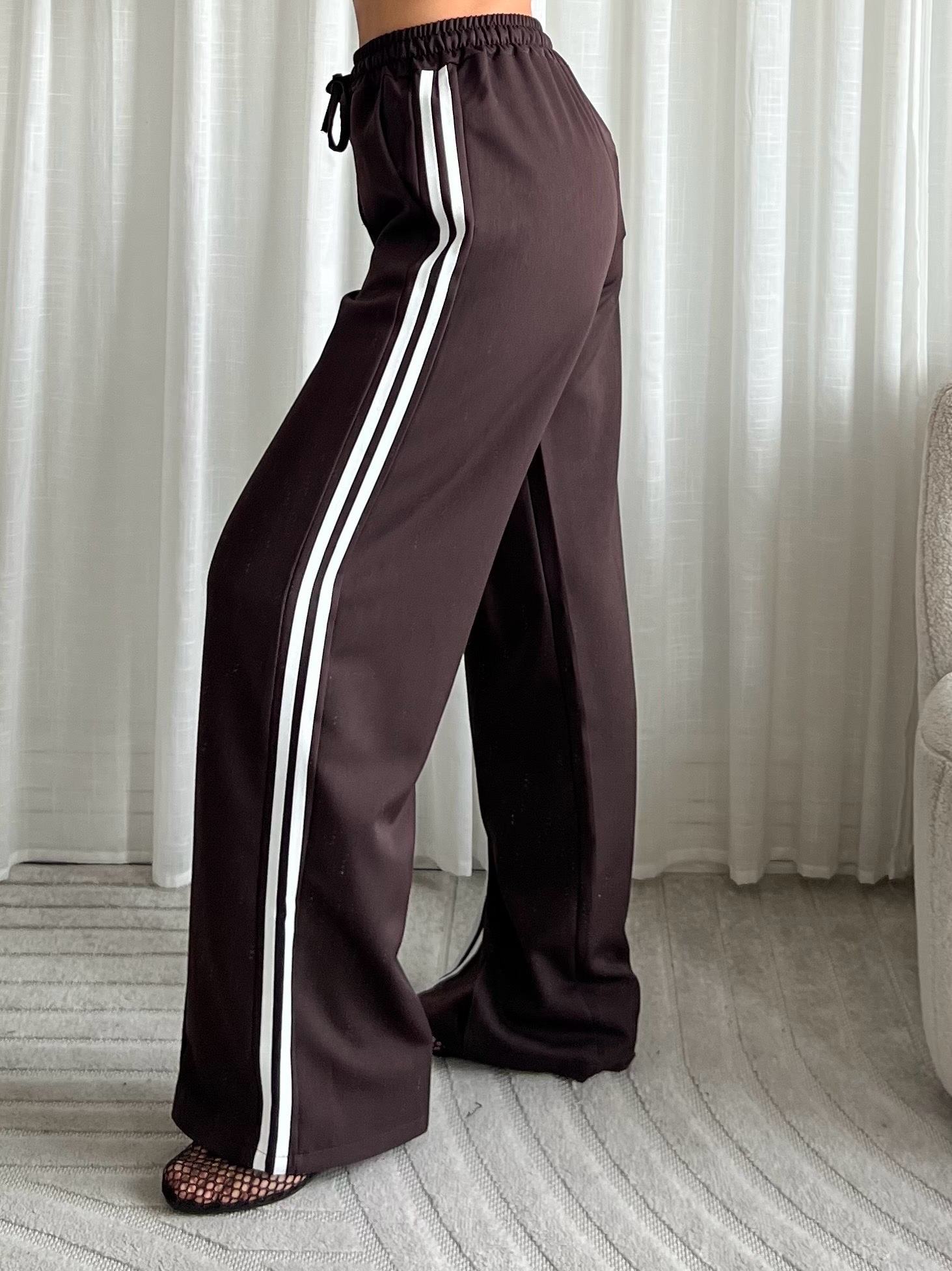 Limited striped pants brown