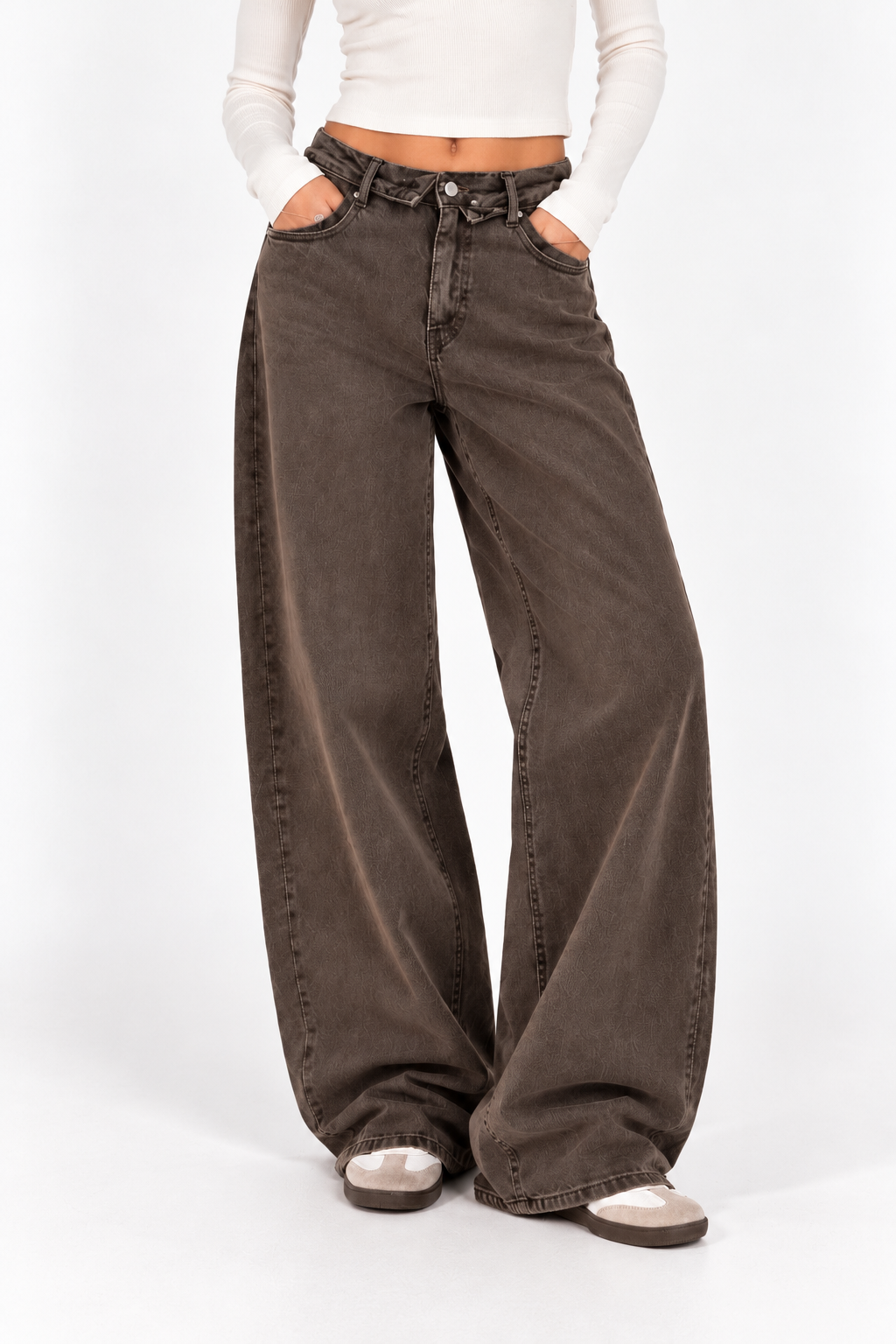 Maya Balloon Jeans – Washed Brown