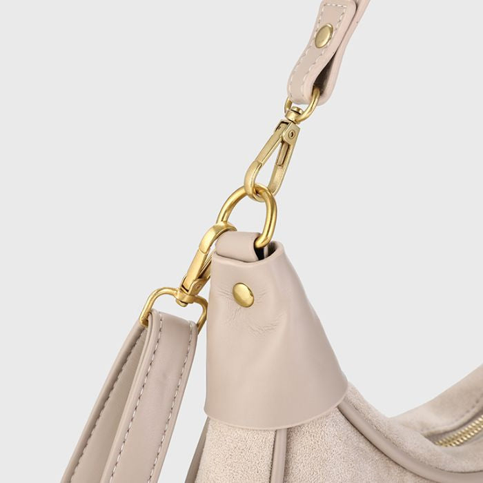 Moon bag suede cream