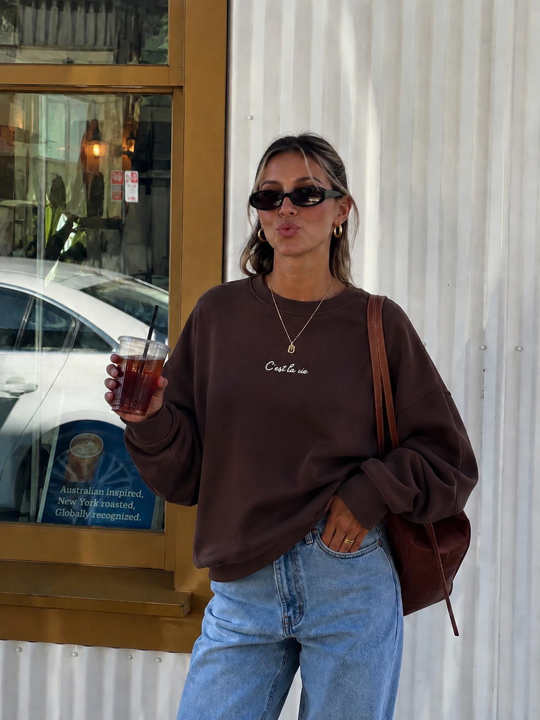C’est la vie sweater Brown