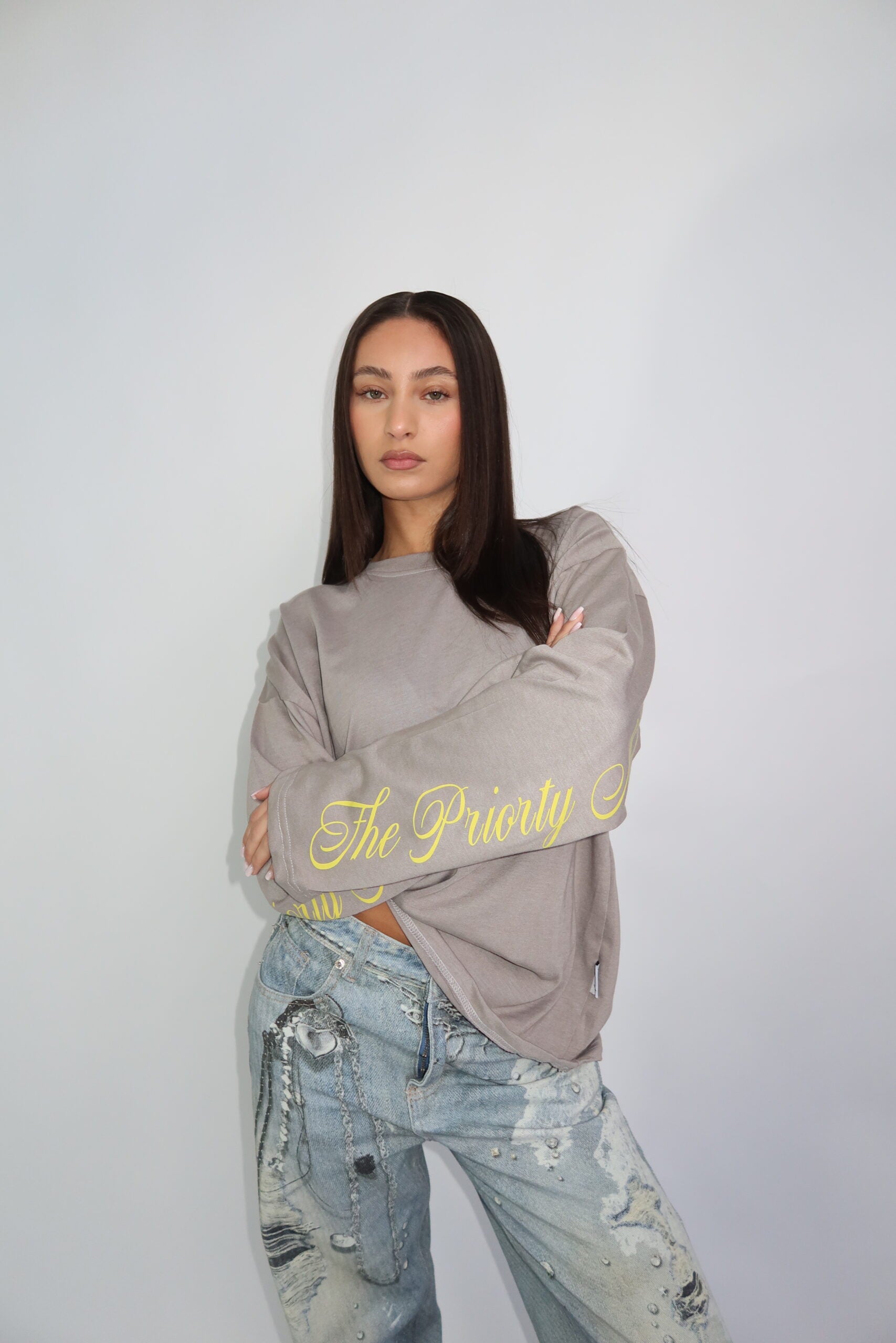 The priority movement longsleeve taupe