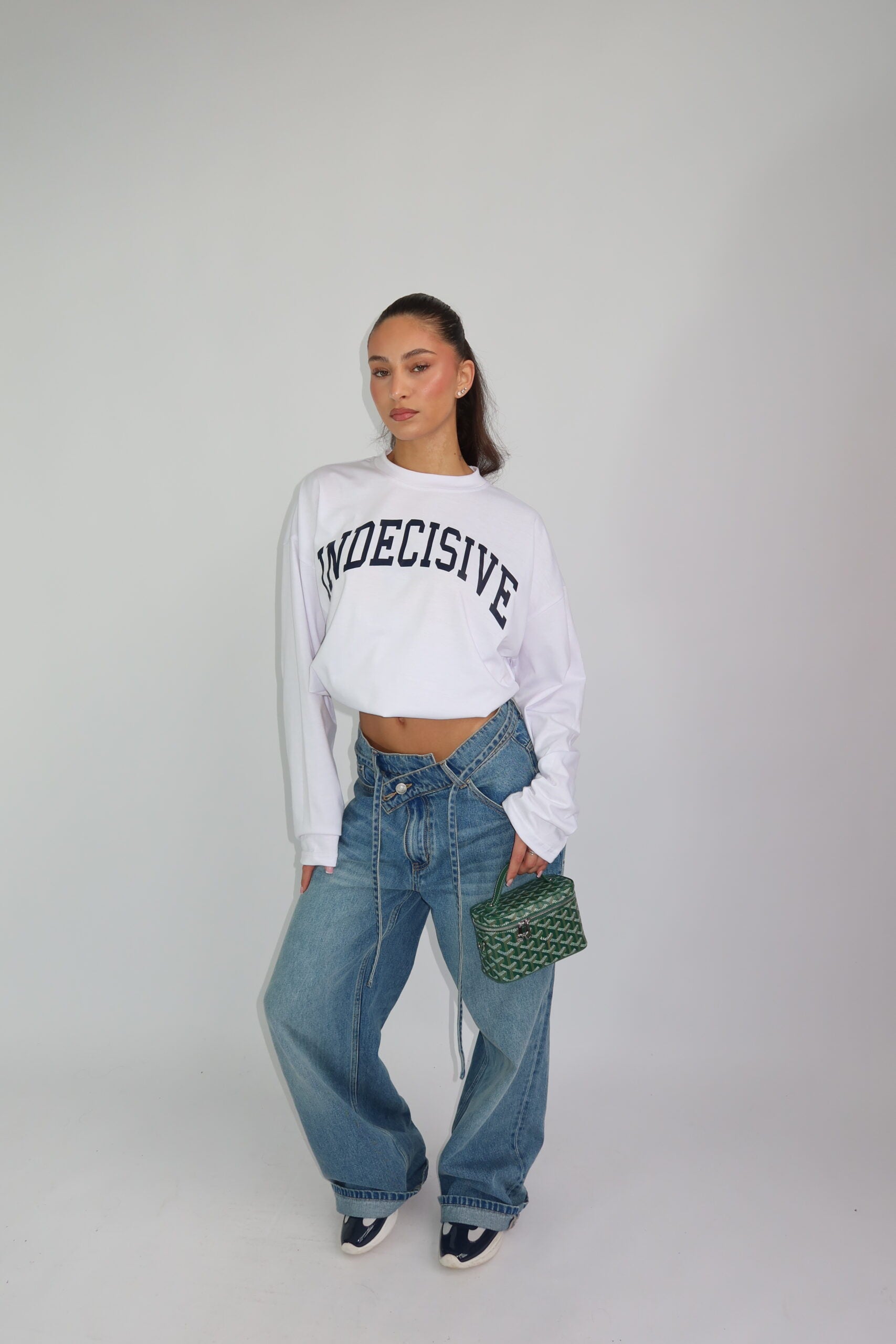 LONGSLEEVE ‘INDECISIVE” – WIT