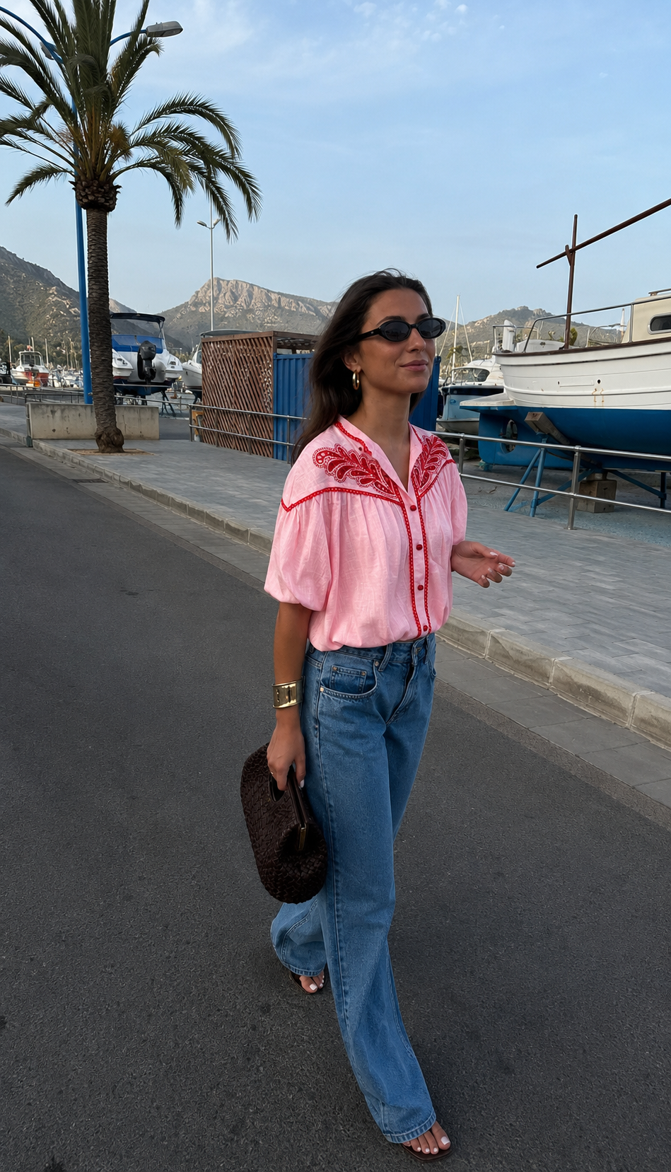 Broderie blossom blouse red pink