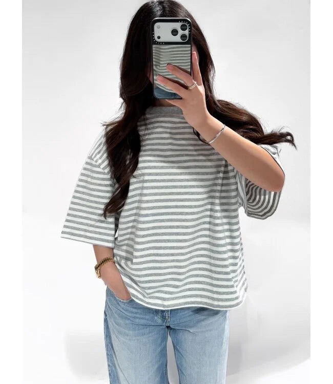 Casual stripe shortsleeve grey white