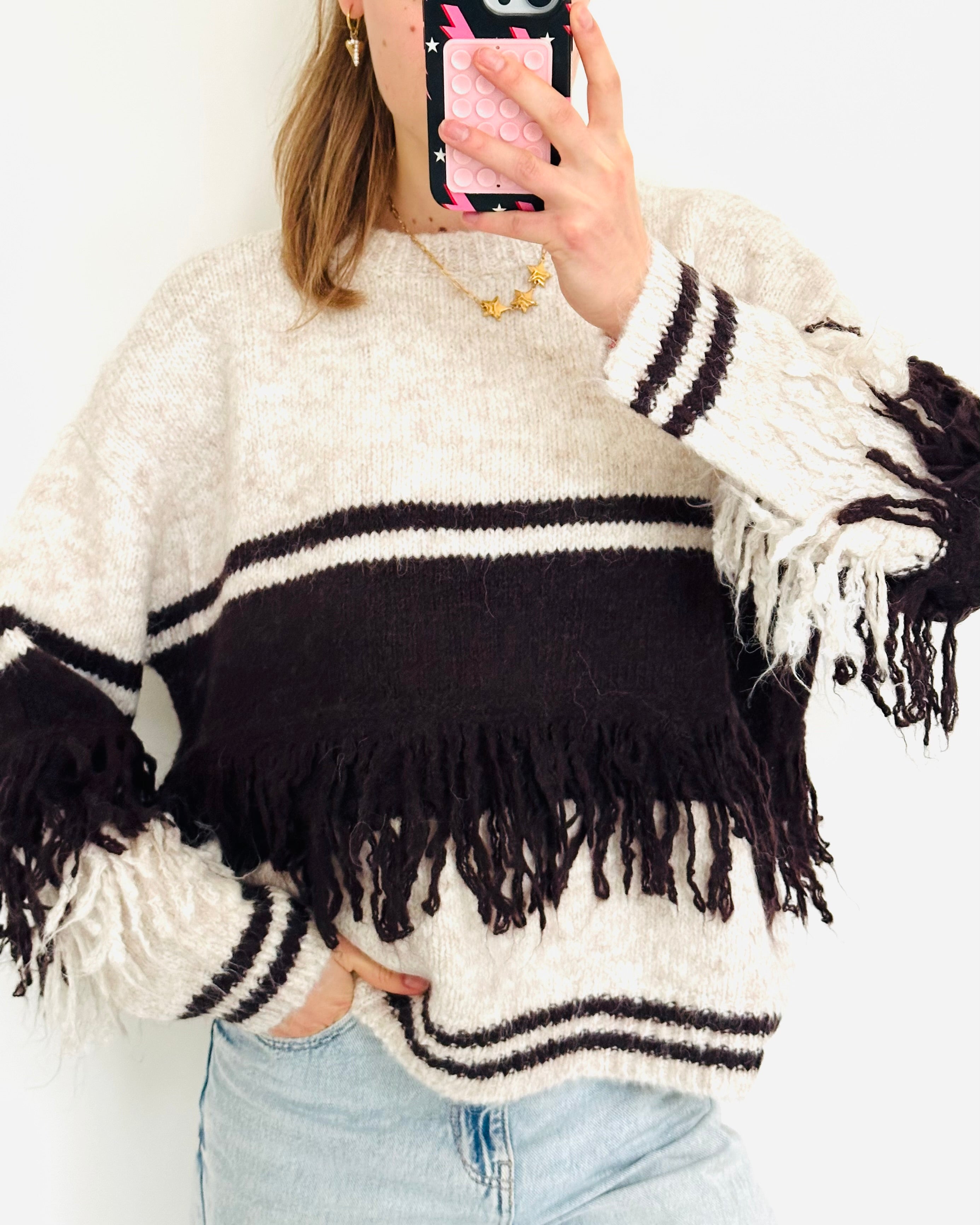 Ruffle sweater off white brown