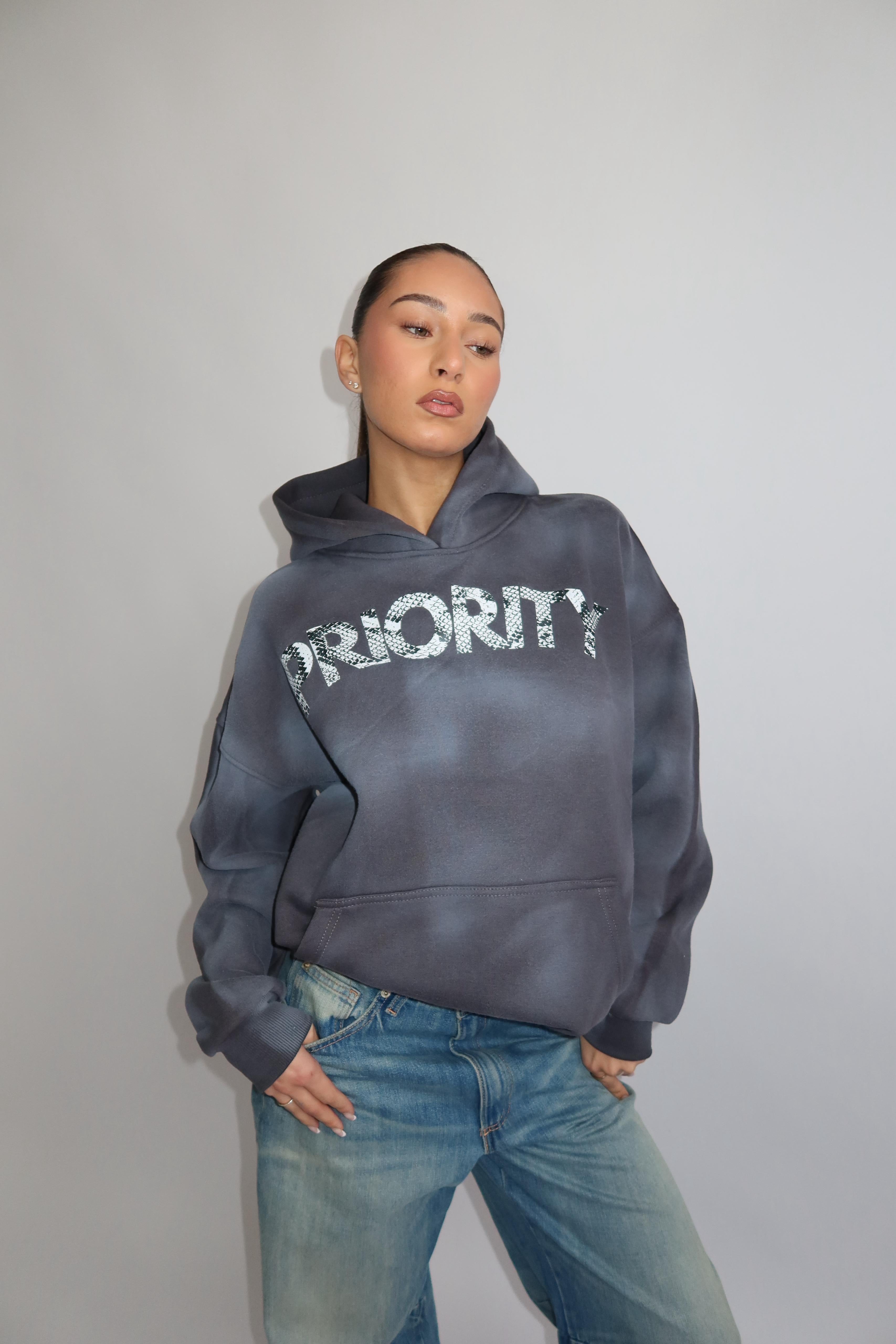 Priority hoodie cloud grey