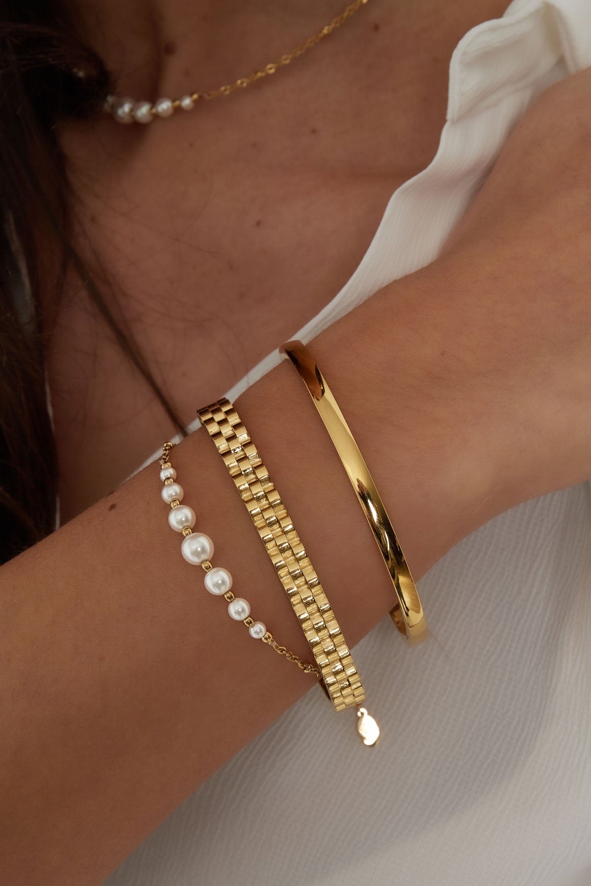 Parel dot armband goud