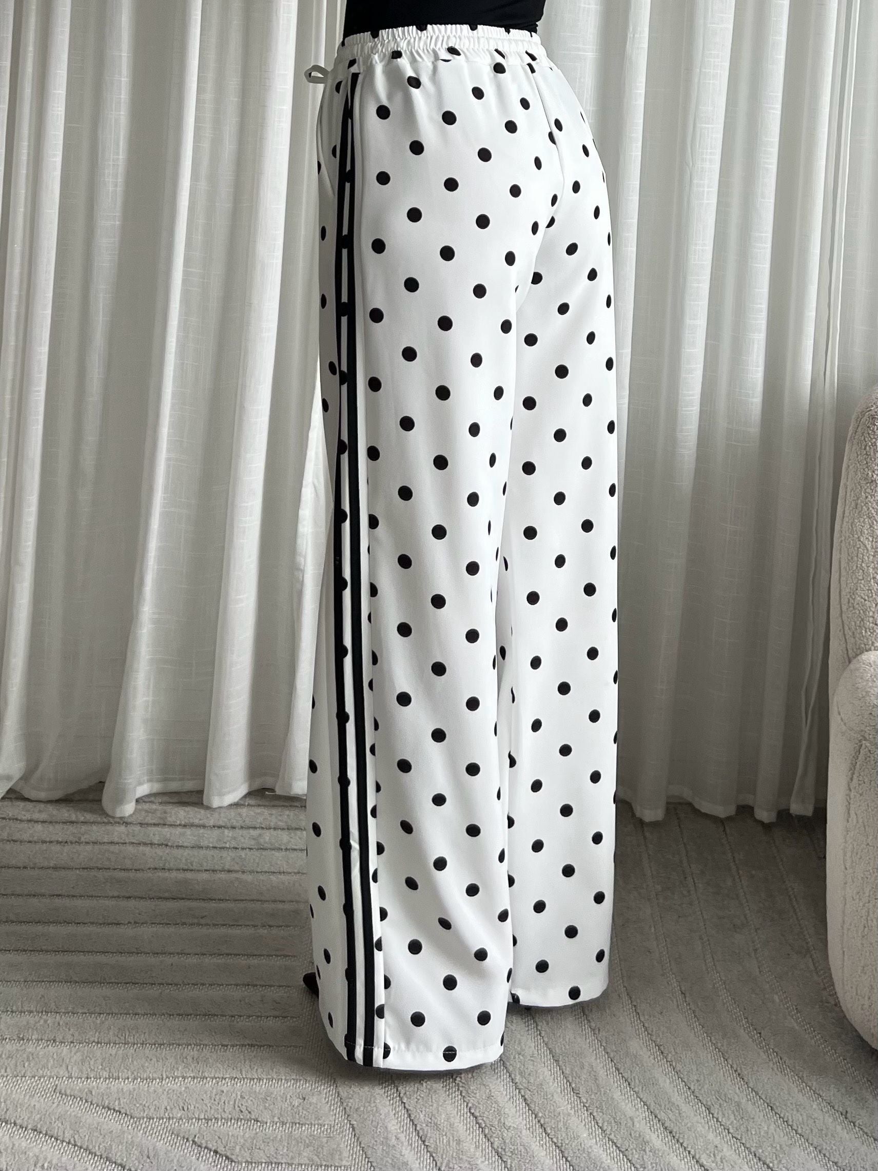 Limited polka dots pants white