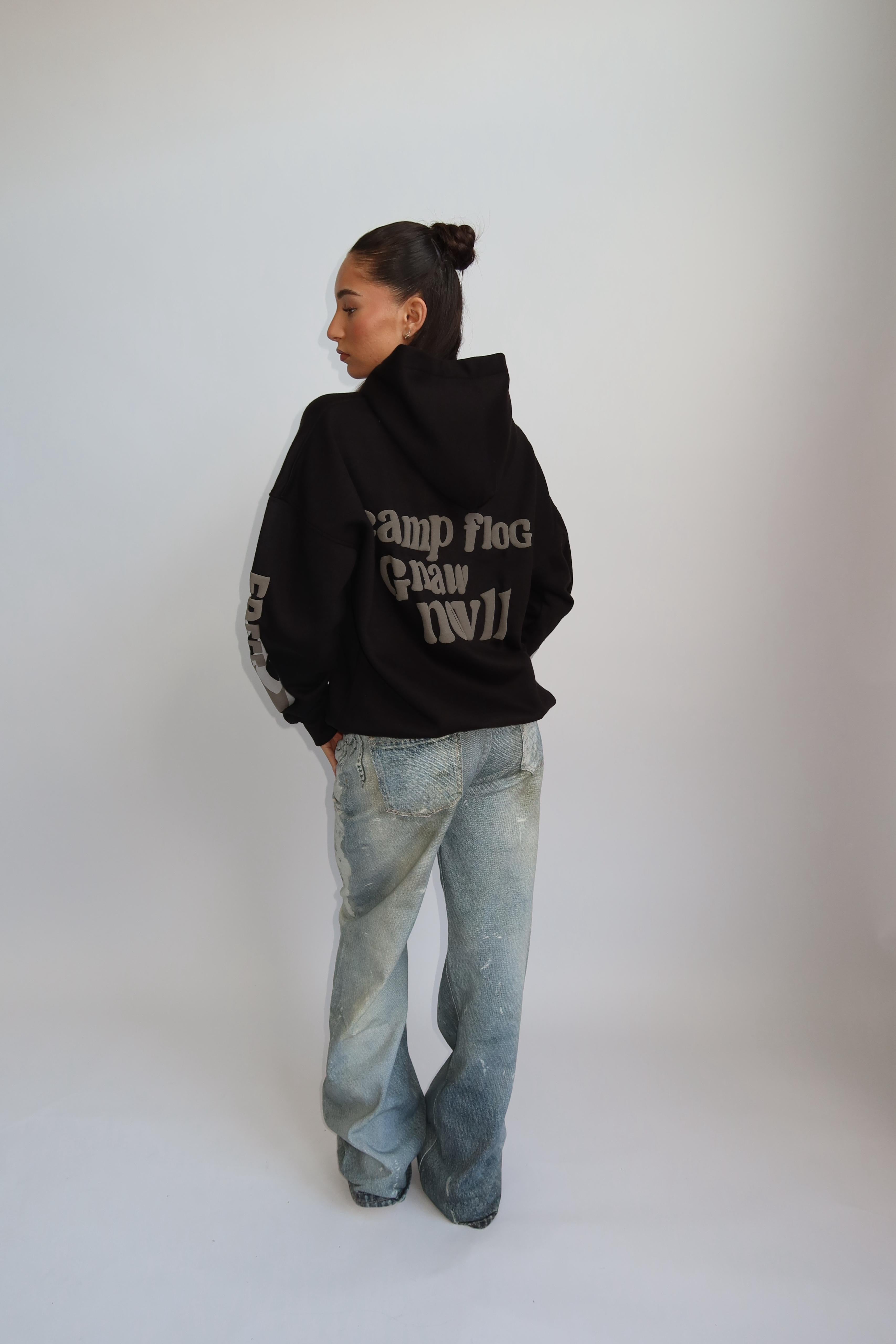 Lucky me hoodie zwart