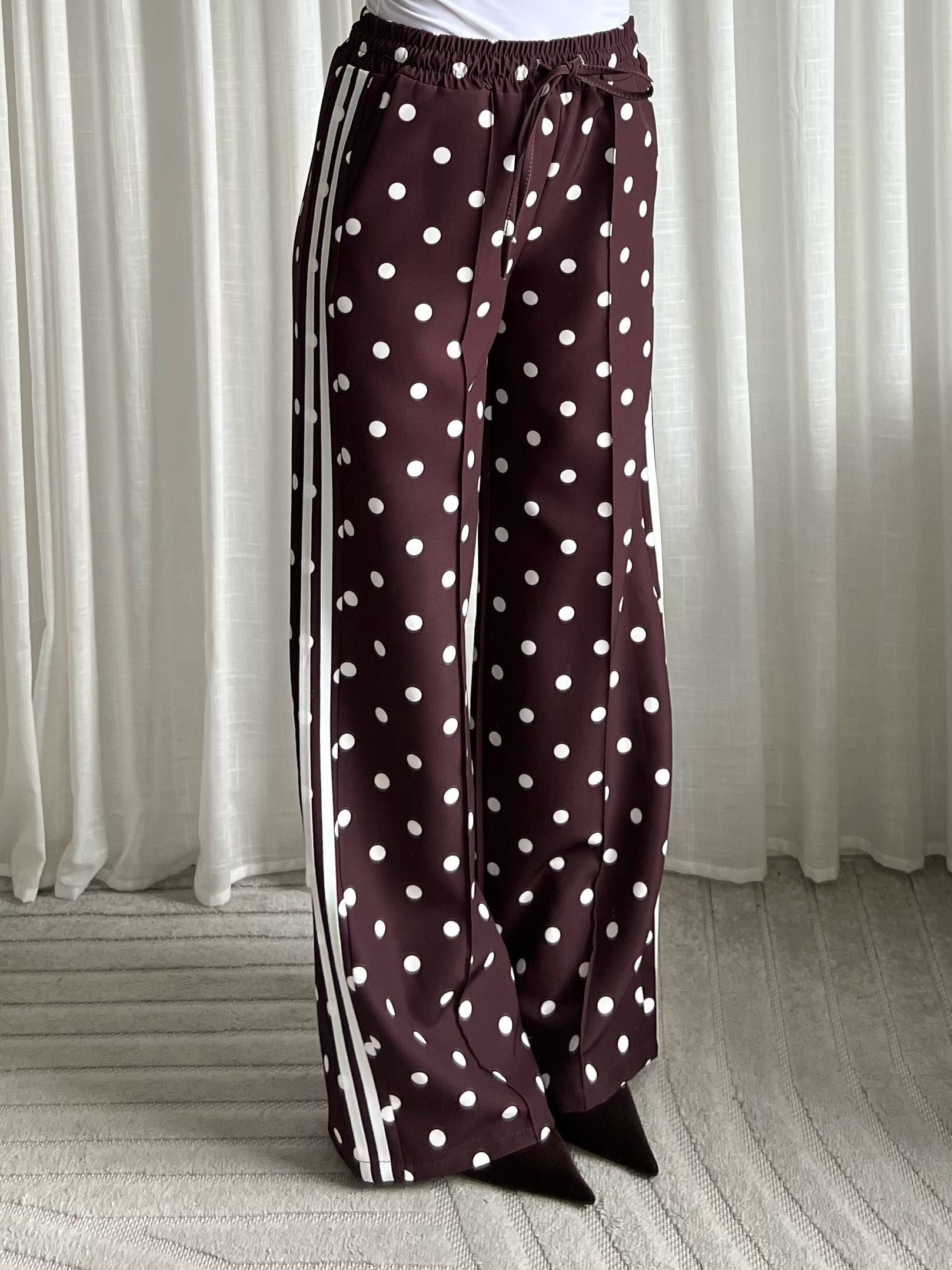 Limited polka dots pants brown