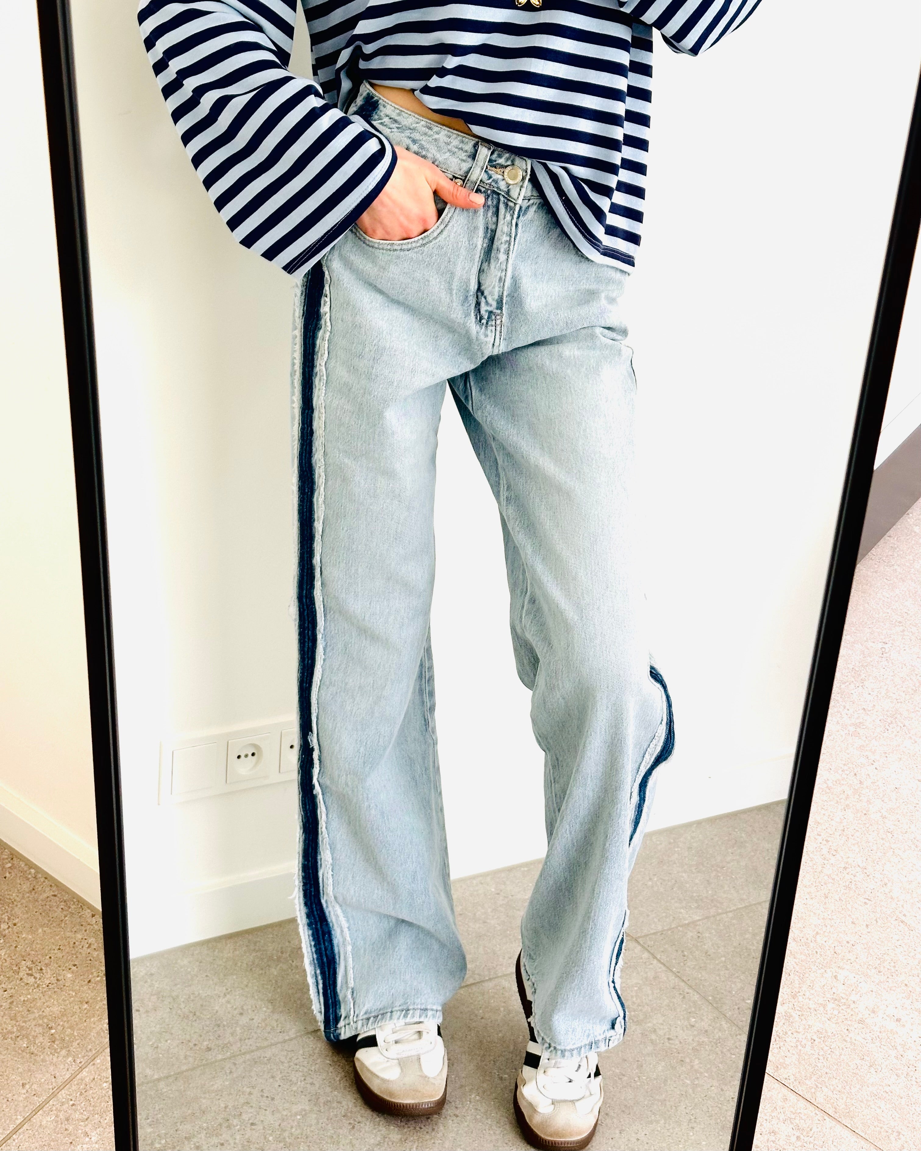 Limited straight leg jeans light blue stripe