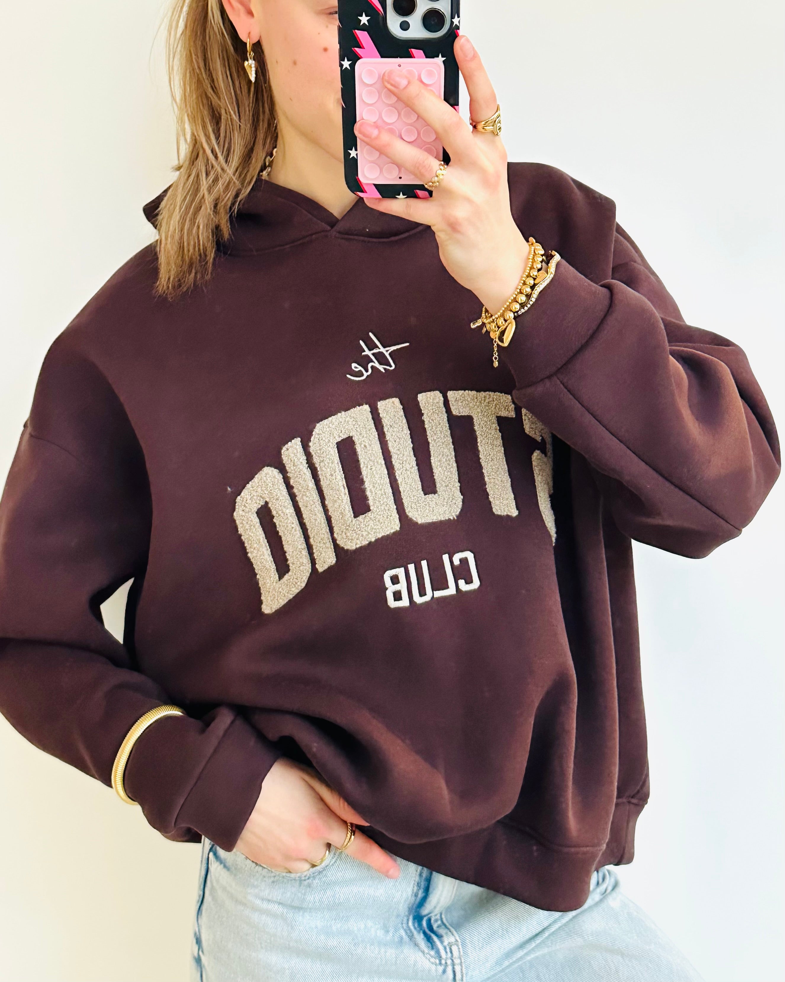 Limited studio hoodie oversized bruin