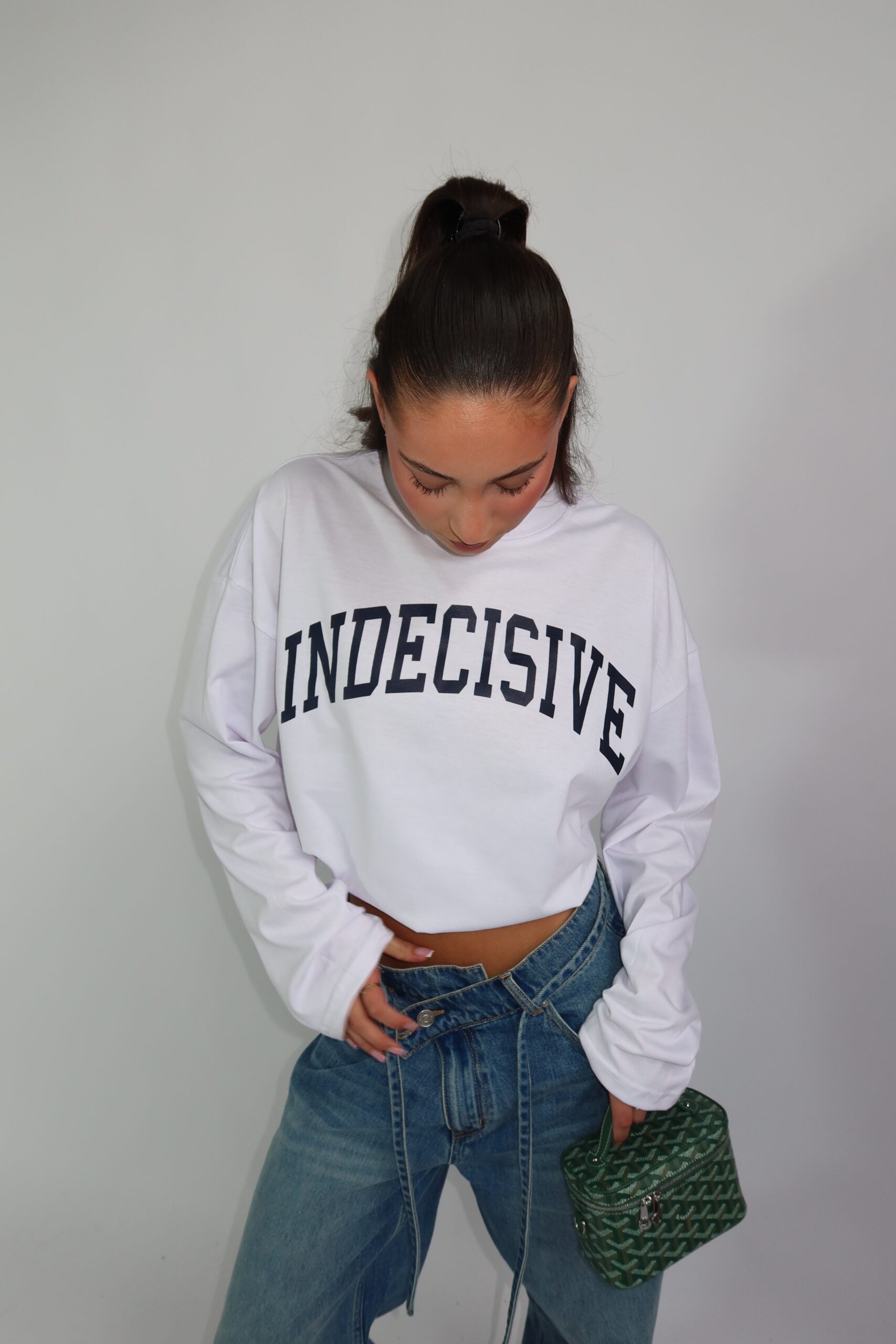 LONGSLEEVE ‘INDECISIVE” – WIT