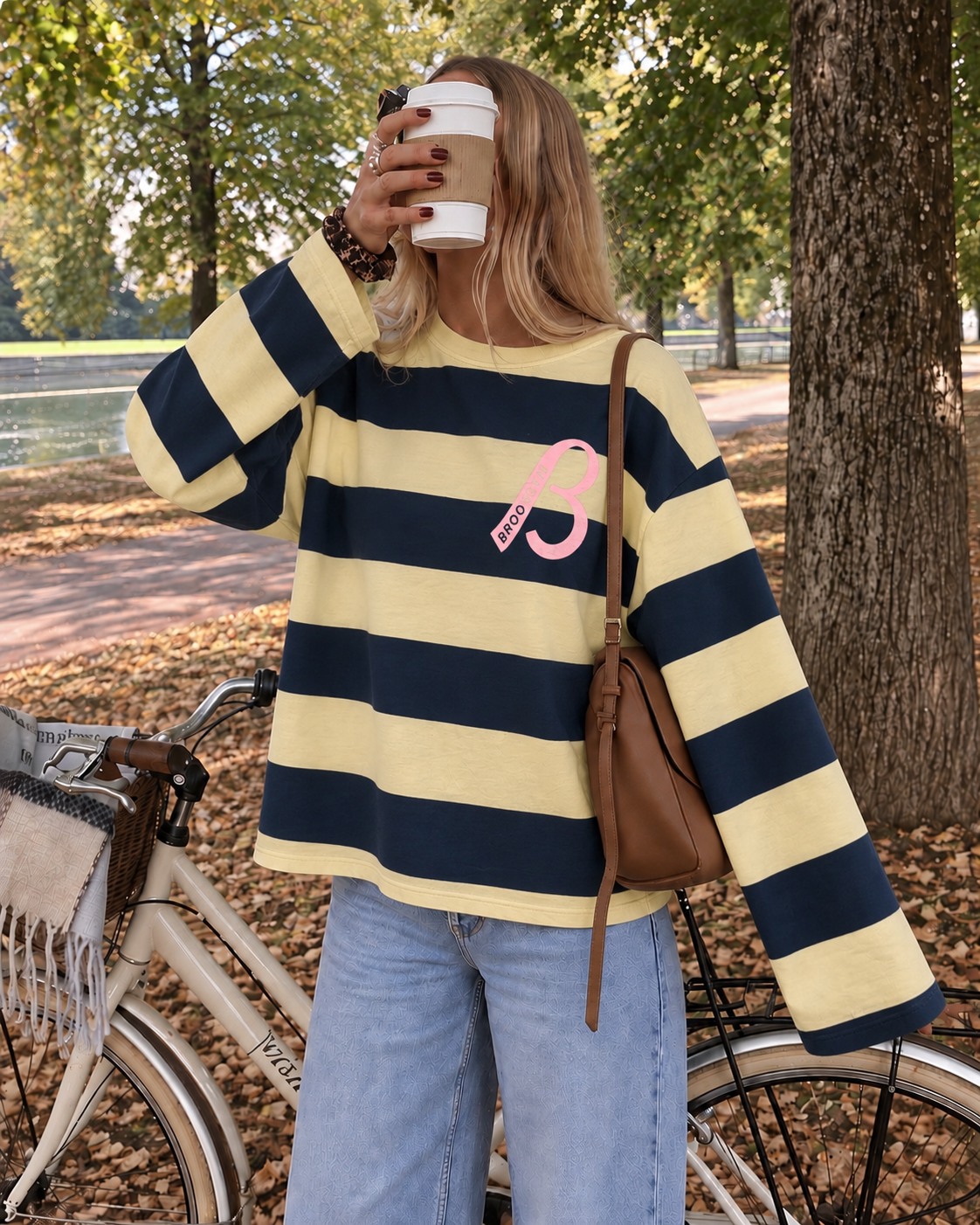 Brooklyn sweatshirt navy butter yellow