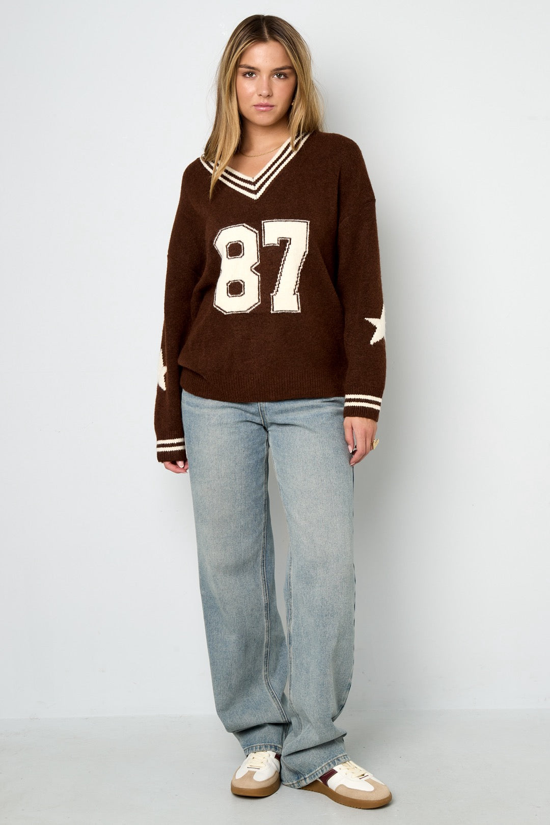 Baseball sweater brown