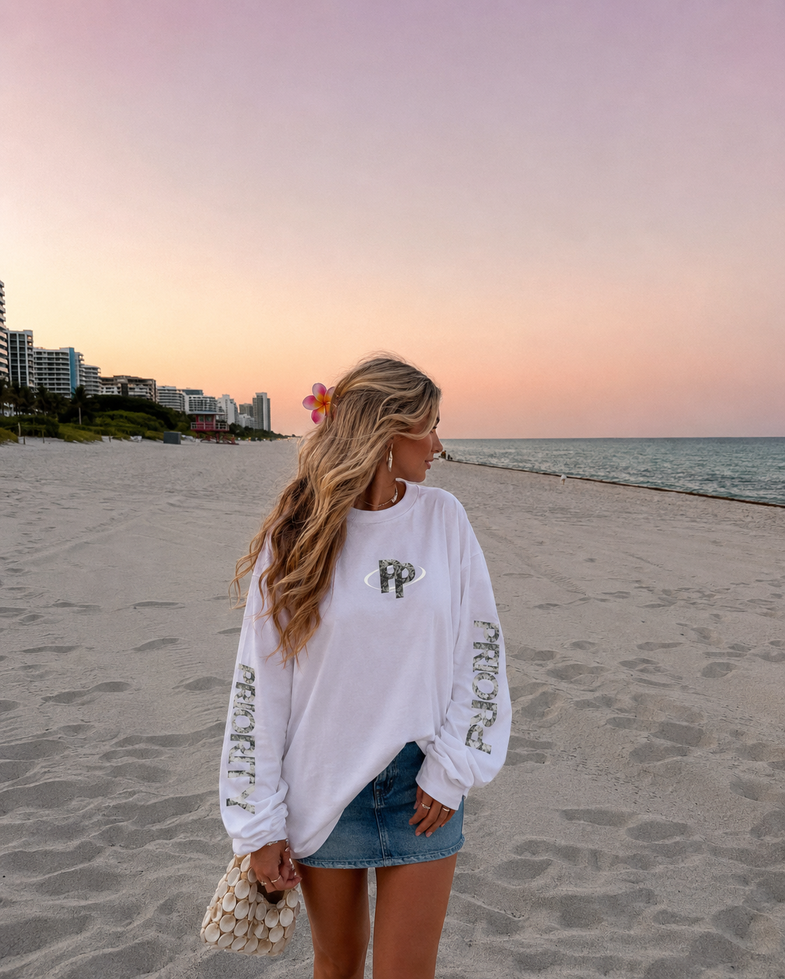 Priority return longsleeve wit