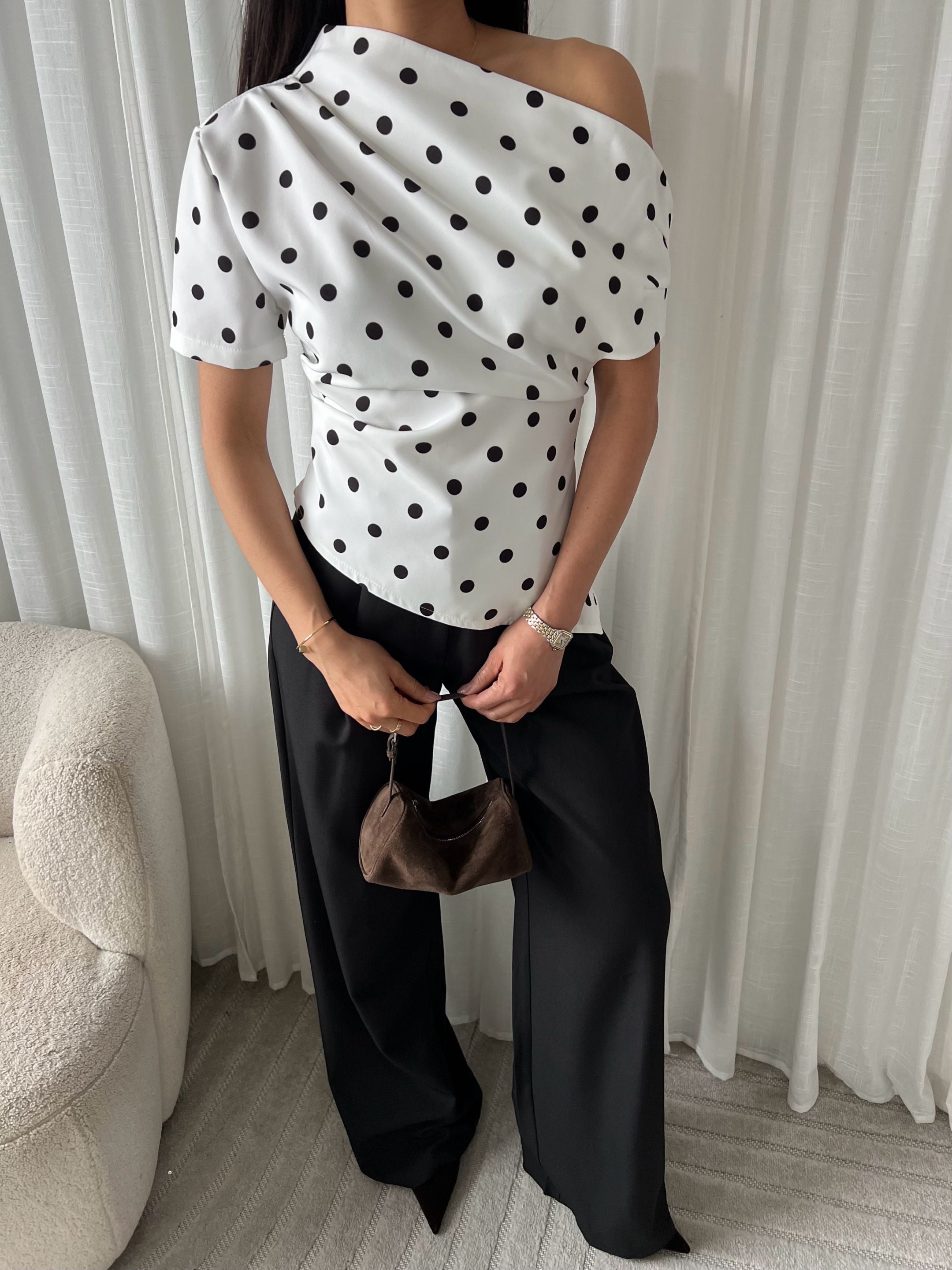 Midnight dot top wit