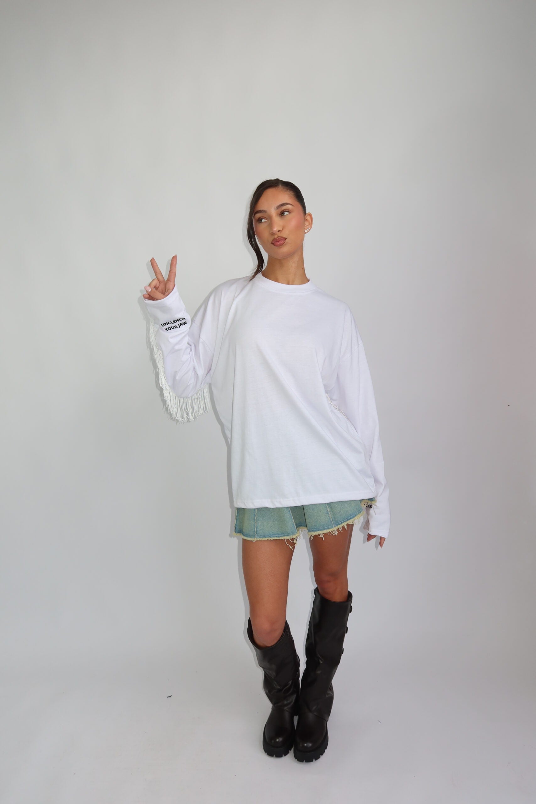 Coastal fringe longsleeve white