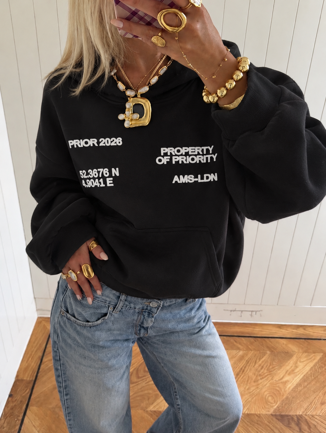 Priority hoodie ~ cloud zwart