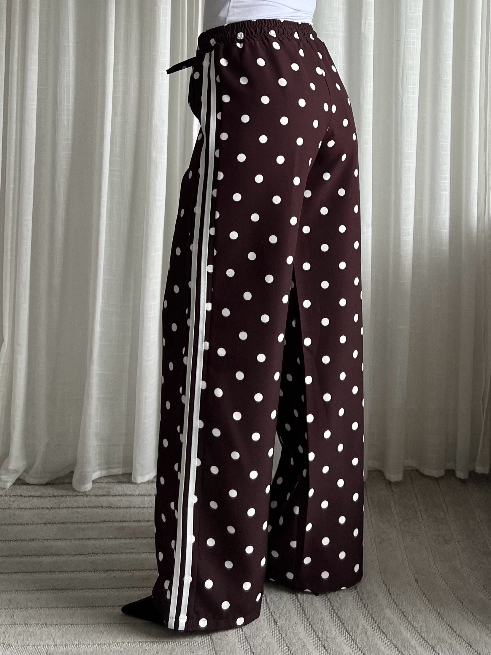 Limited polka dots pants brown