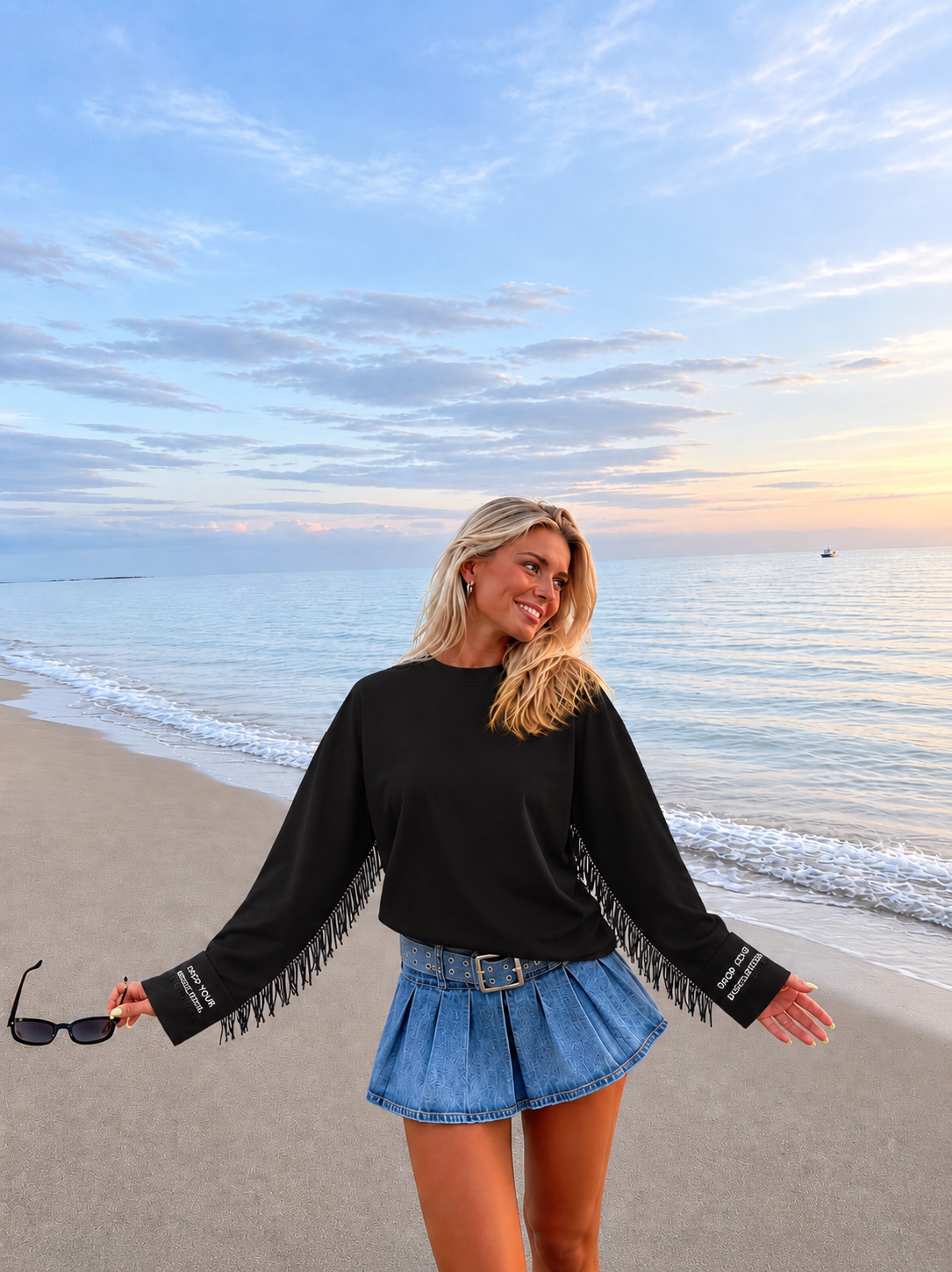 Coastal fringe longsleeve black
