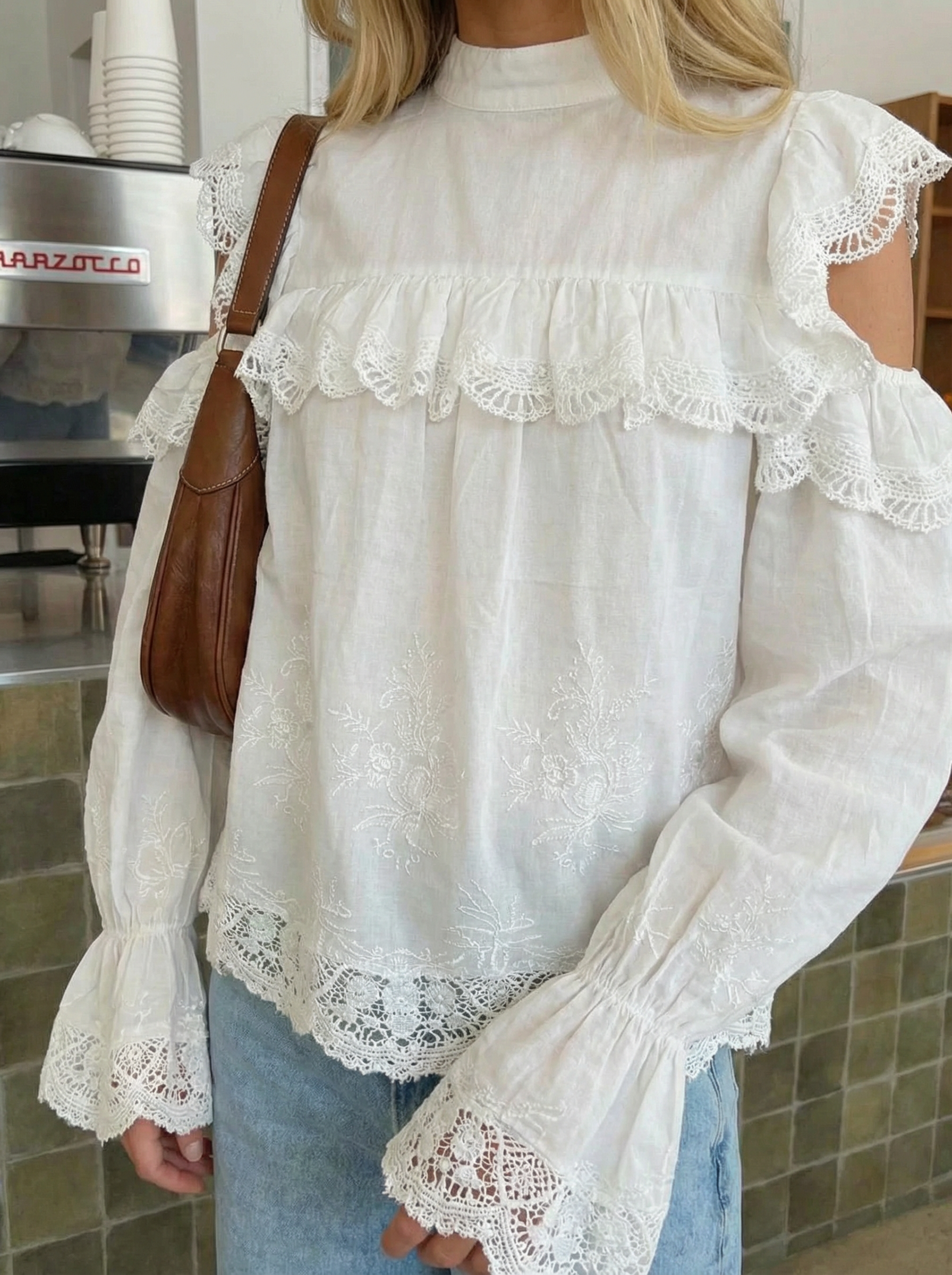 Limited lace open shoulder blouse white
