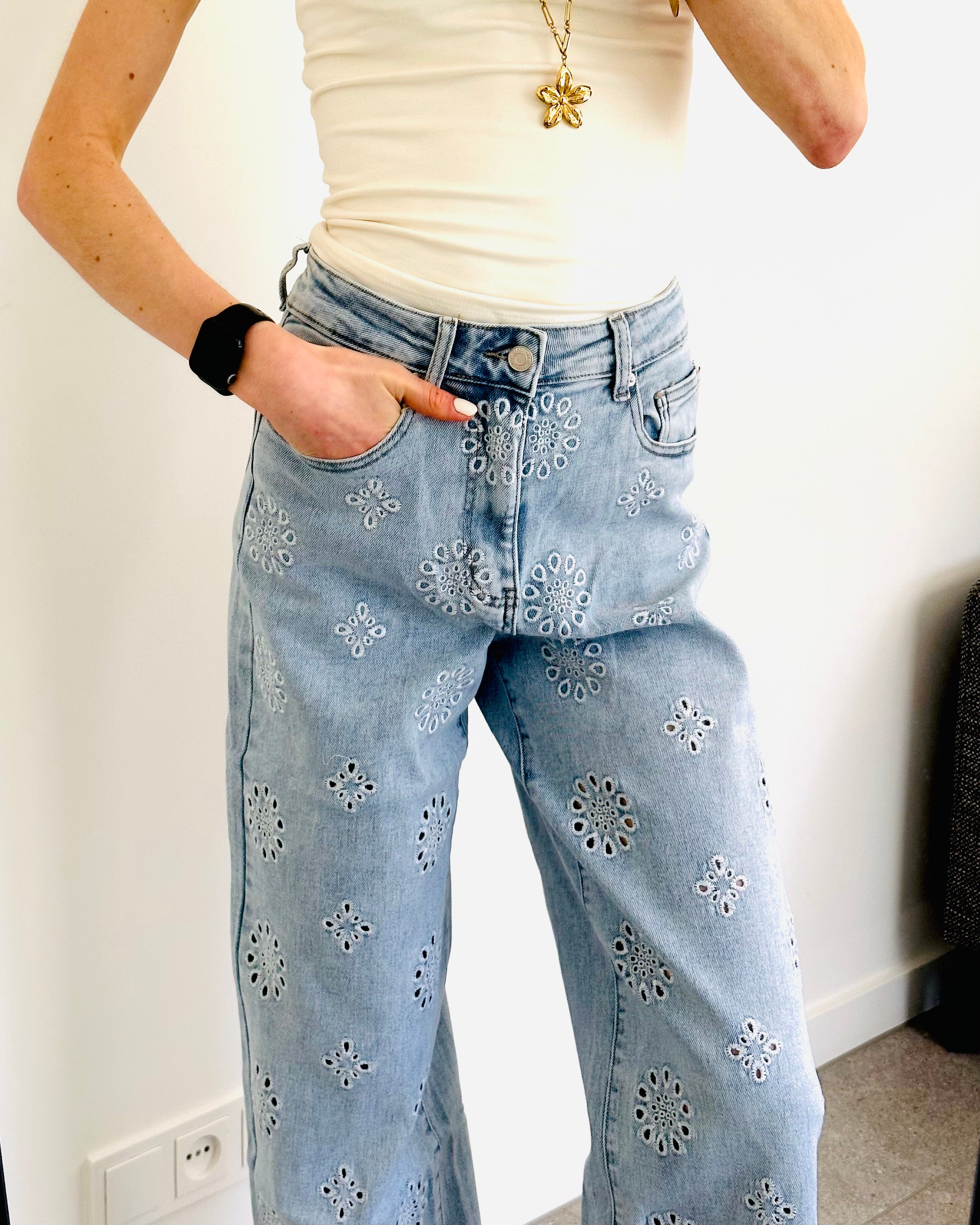 Limited flower straight leg jeans