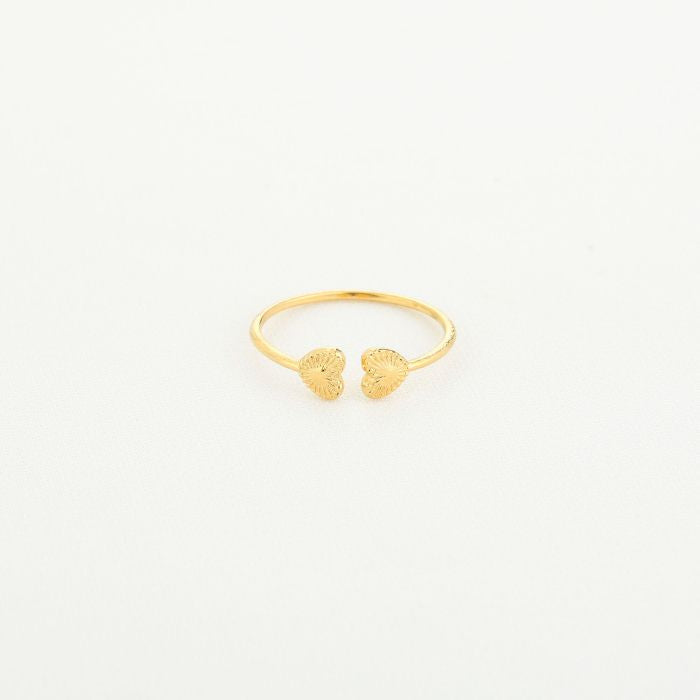 Subtiel connected heart ring goud