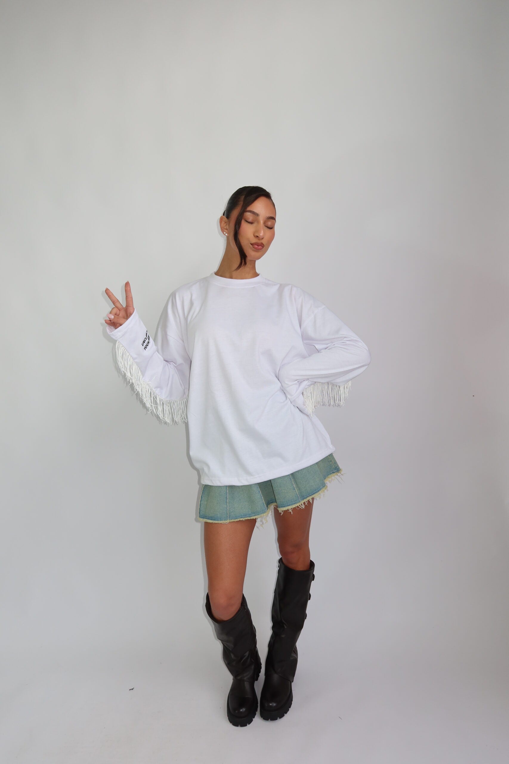 Coastal fringe longsleeve white