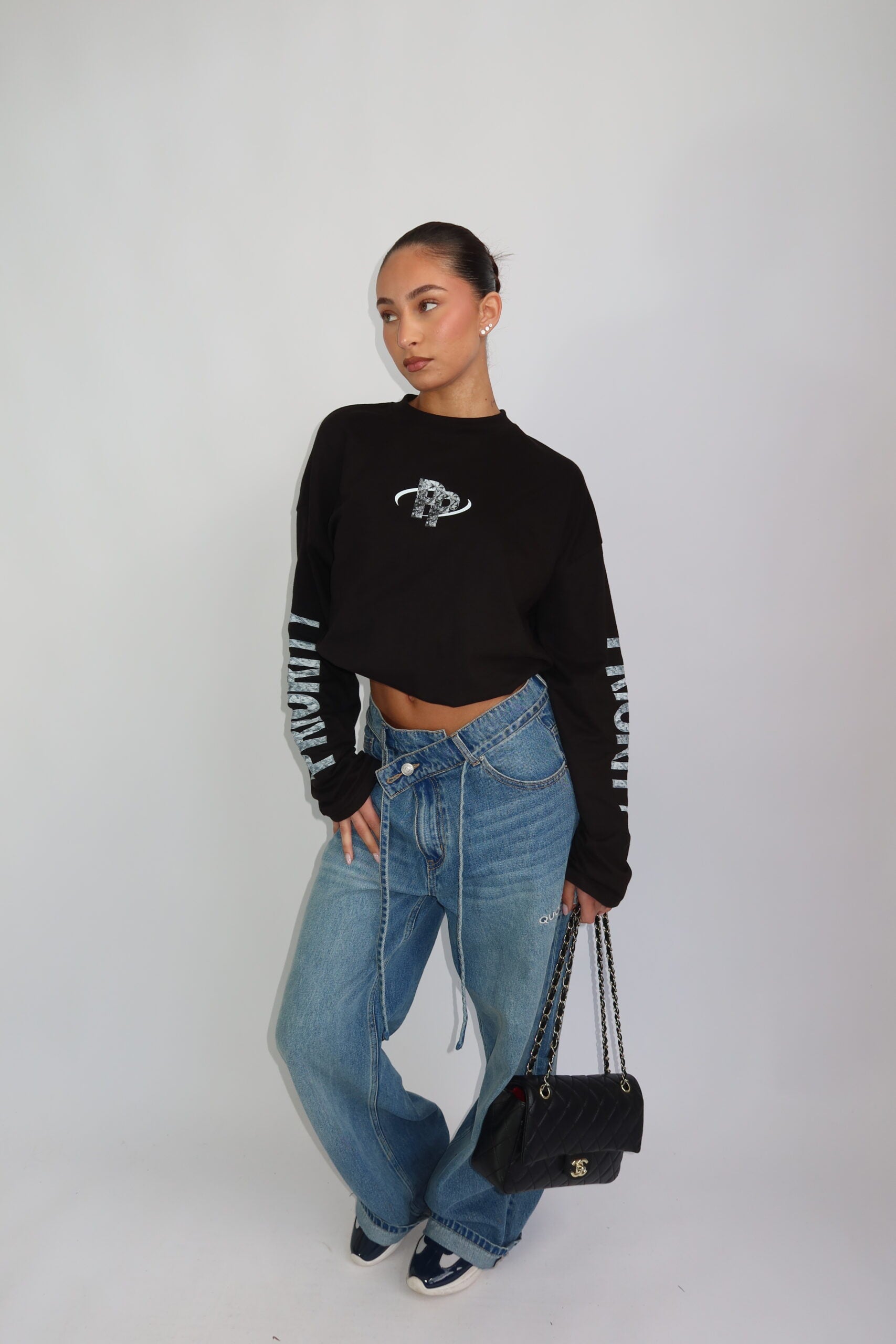 Priority return longsleeve zwart