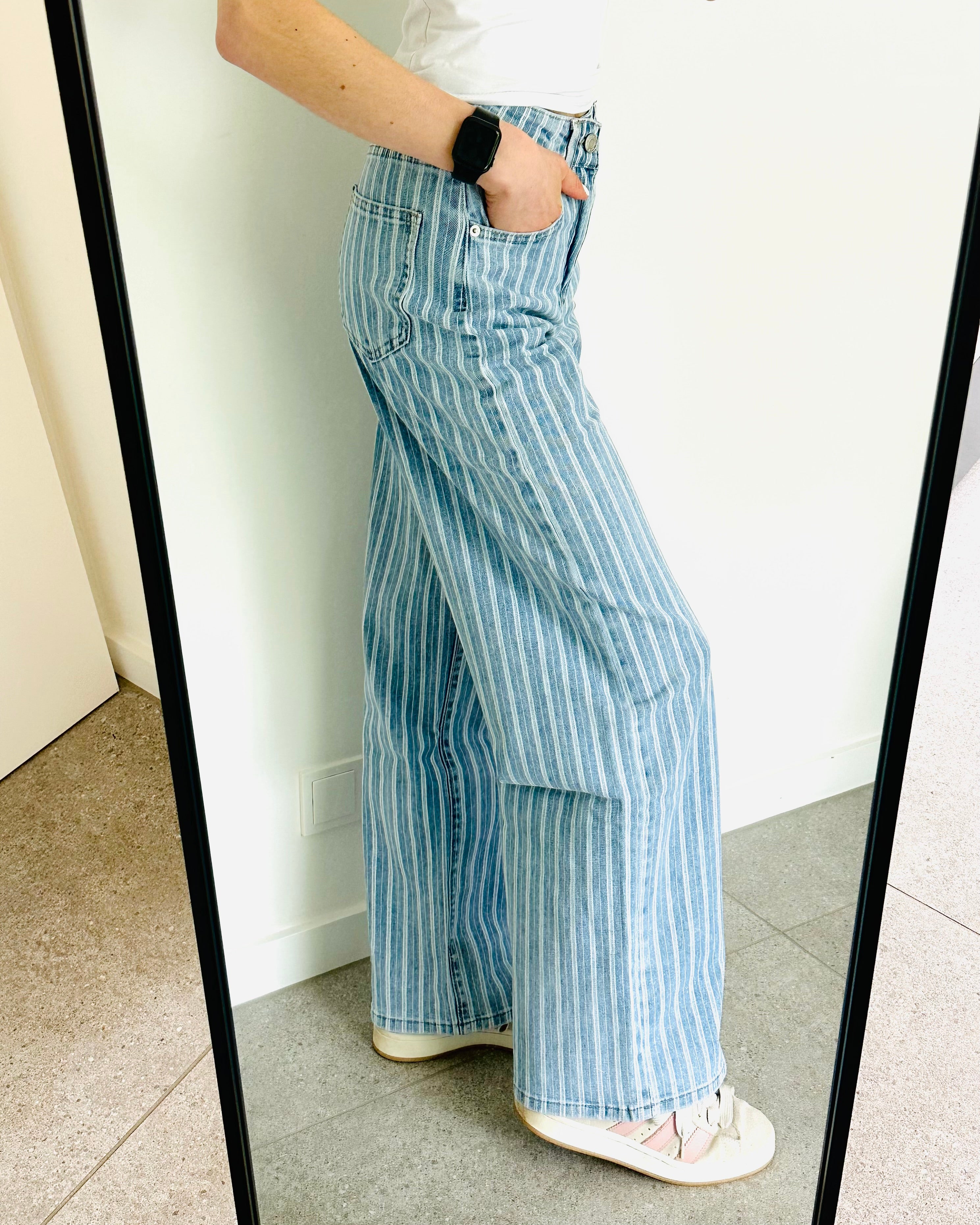 Striped straight leg jeans blue