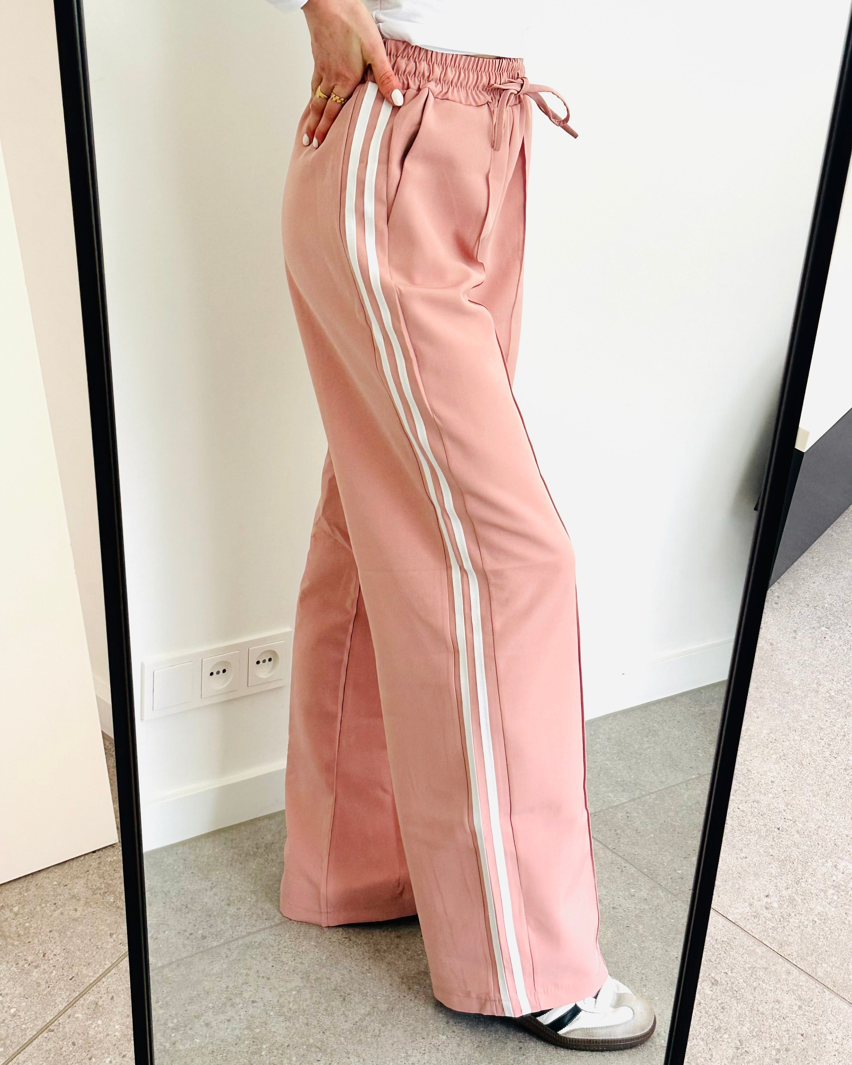 Limited striped pants pink