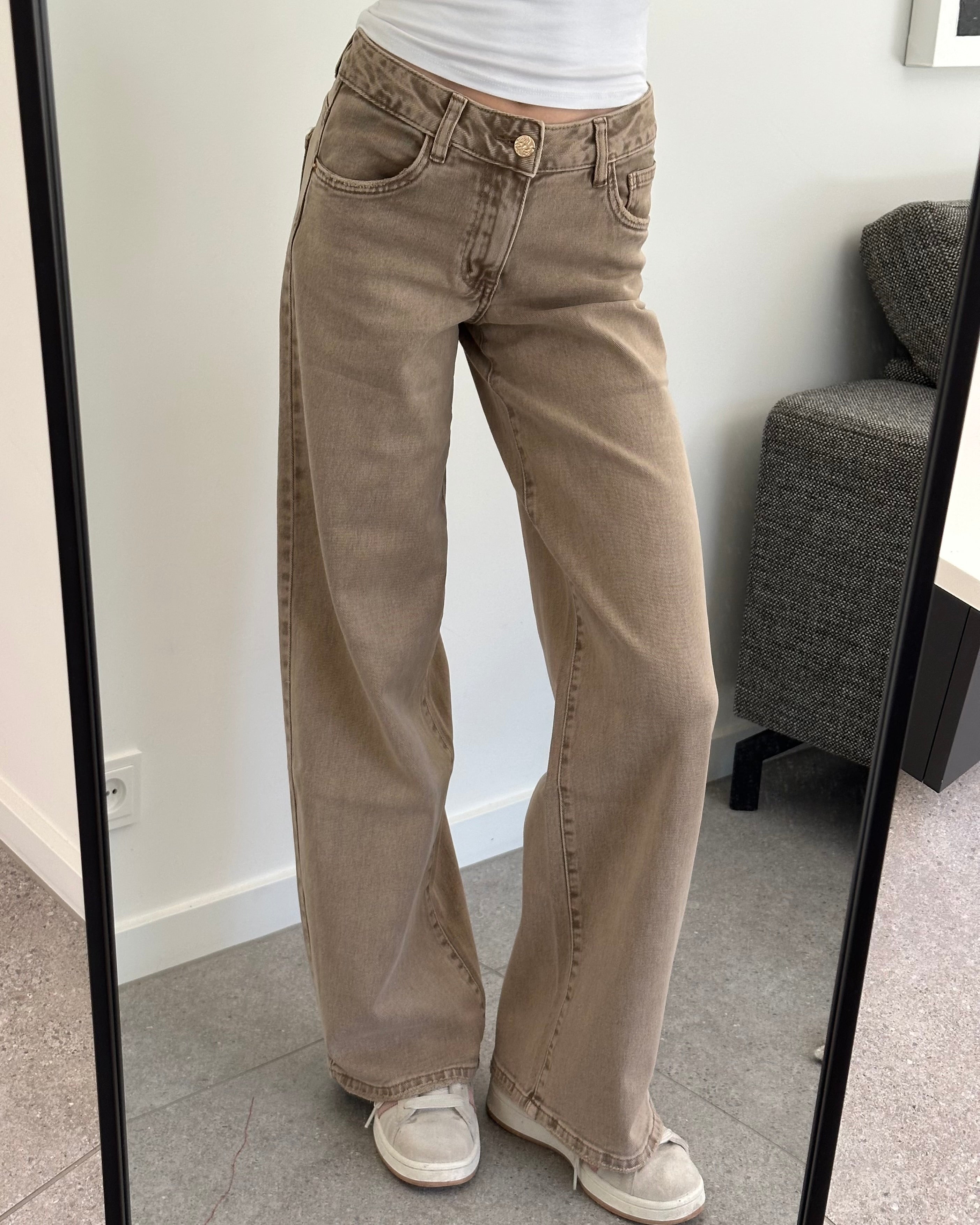 Straight leg jeans taupe