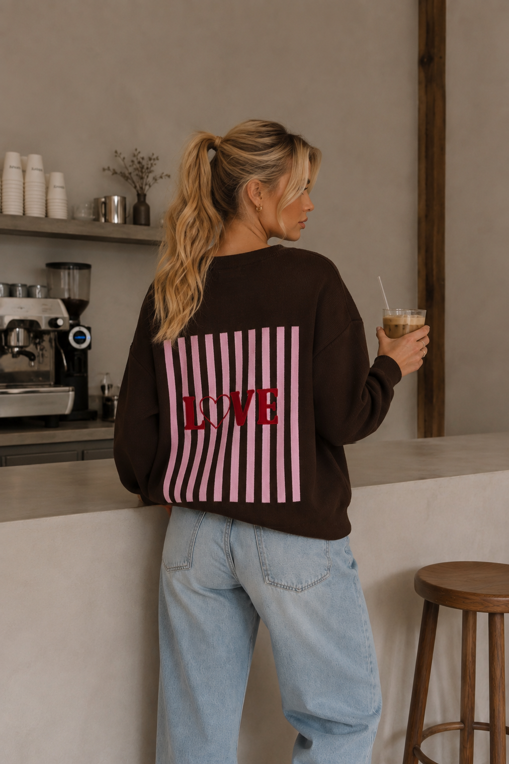 Striped love sweater brown pink