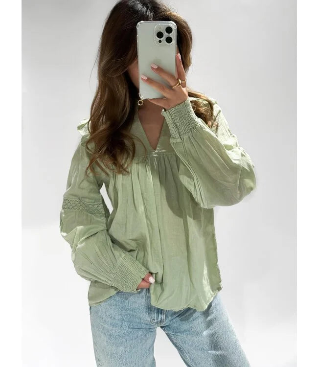 Evelyn blouse sage green
