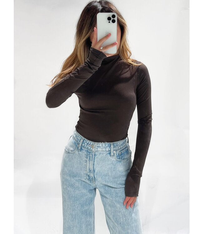 Body brown